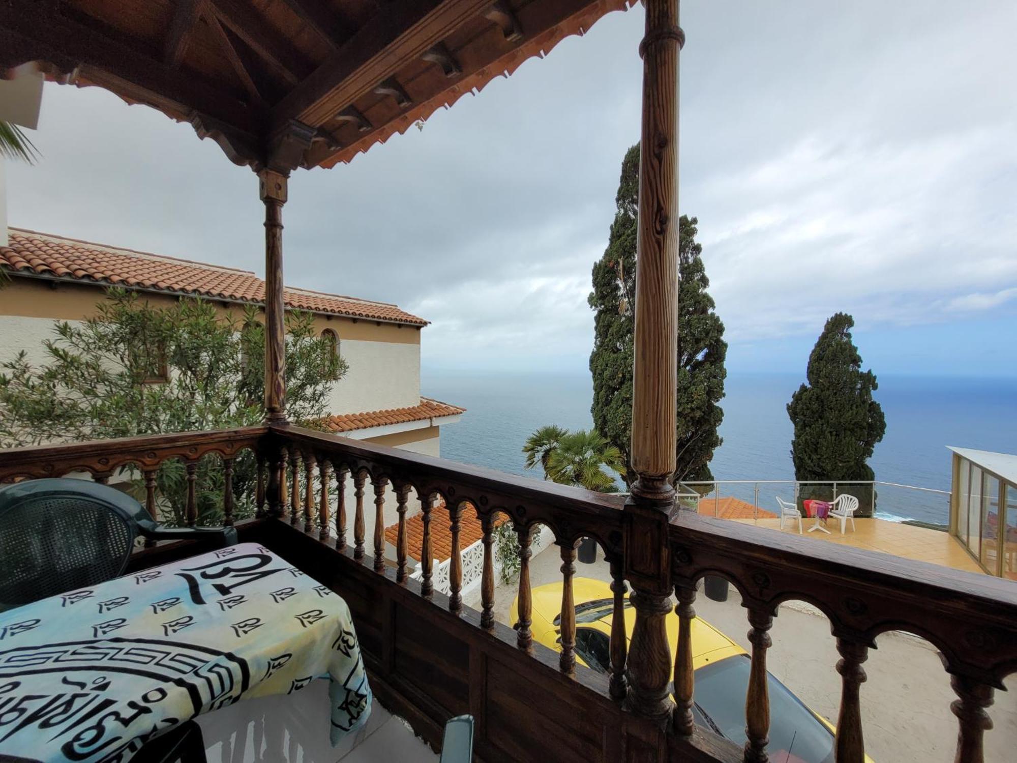 Willkommen Im Paradies - Welcome In Paradise - Bienvenidos Al Paraíso
