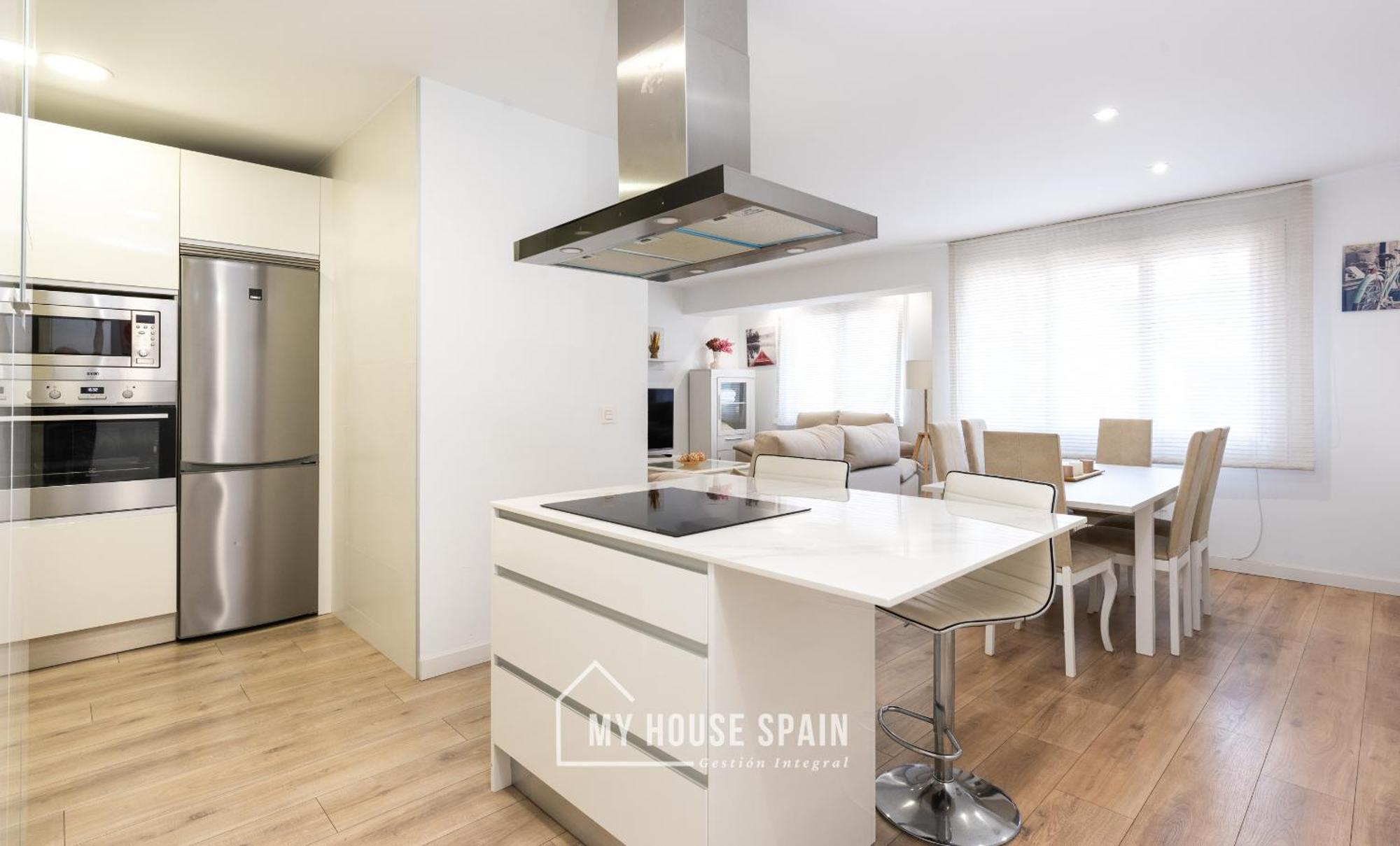 Apartamento Piso En Centro A Pocos Minutos De Playas Gijón
