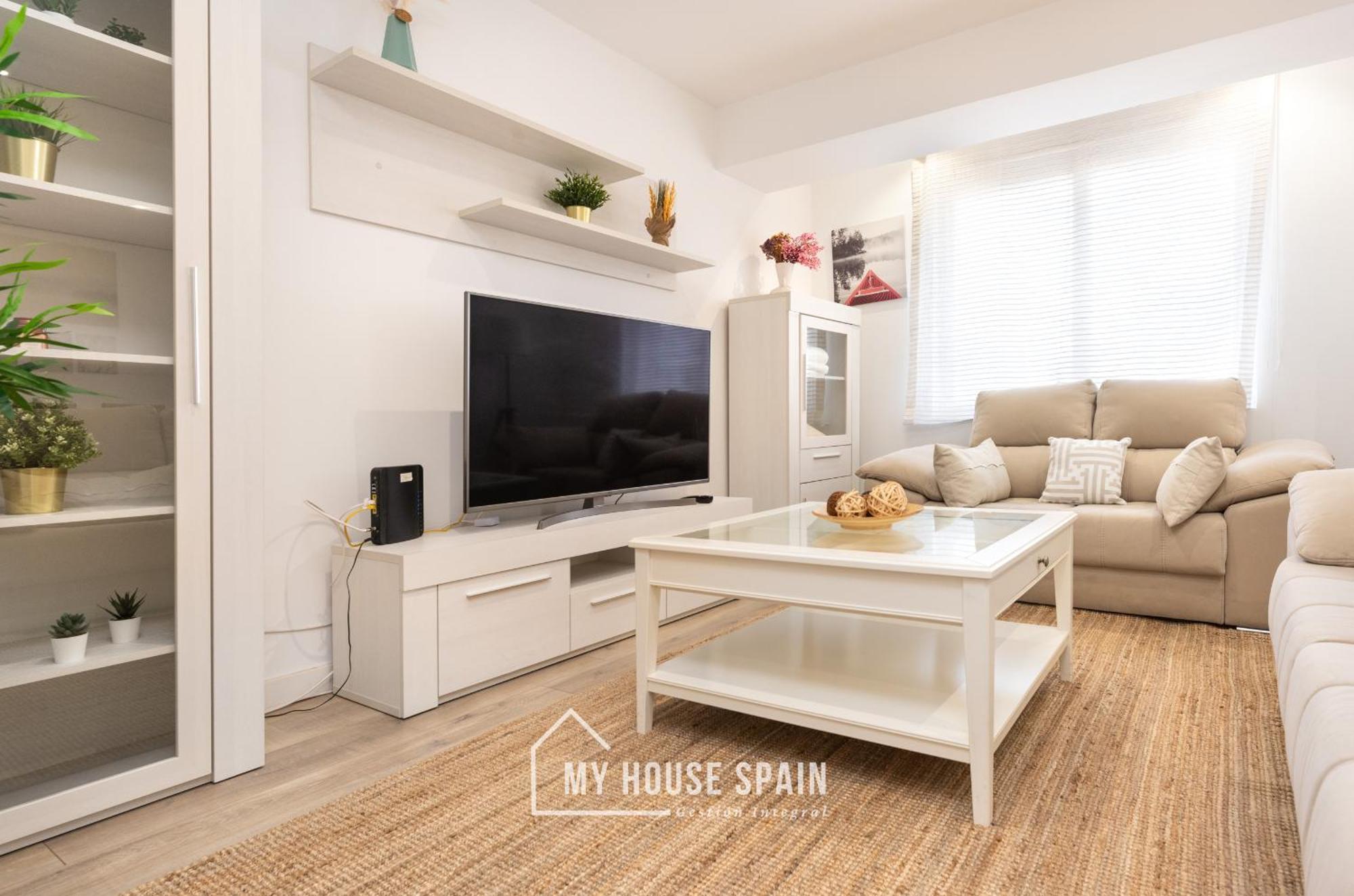 Apartamento Piso En Centro A Pocos Minutos De Playas *