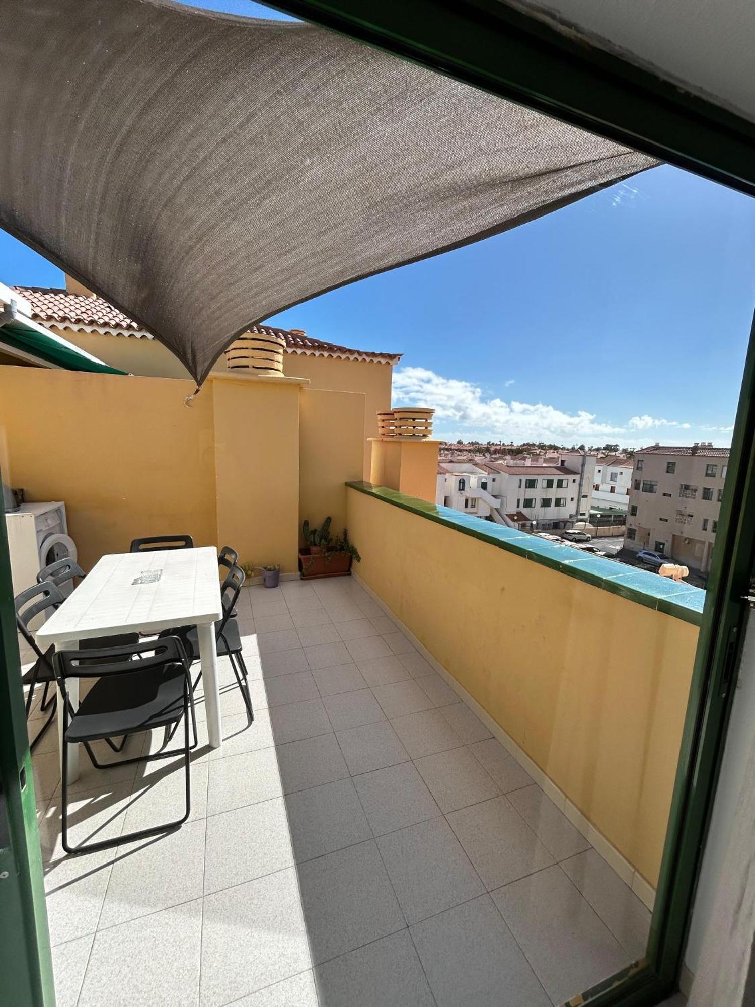 Amarilla Terrace Apartment