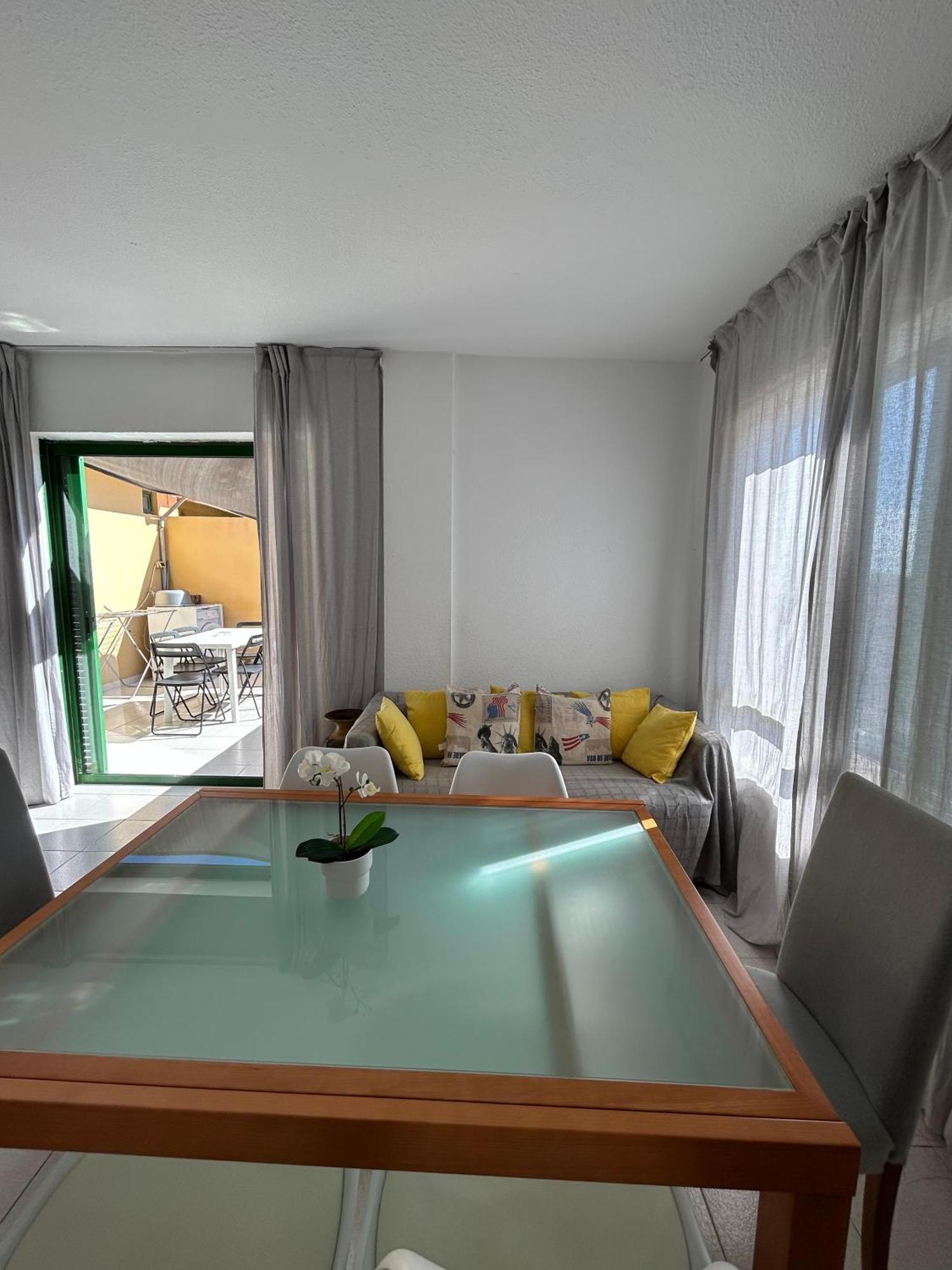 Amarilla Terrace Apartment