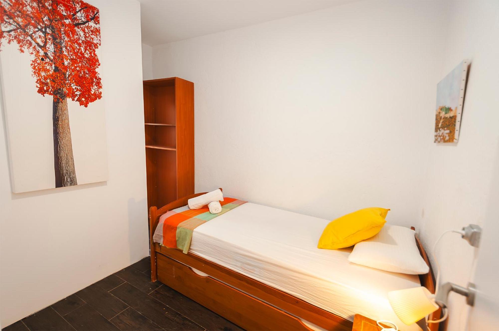 At San Cristobal A 5 Minutos De Puerta Purchena, Wifi Gratis! Сasa de vacaciones *
