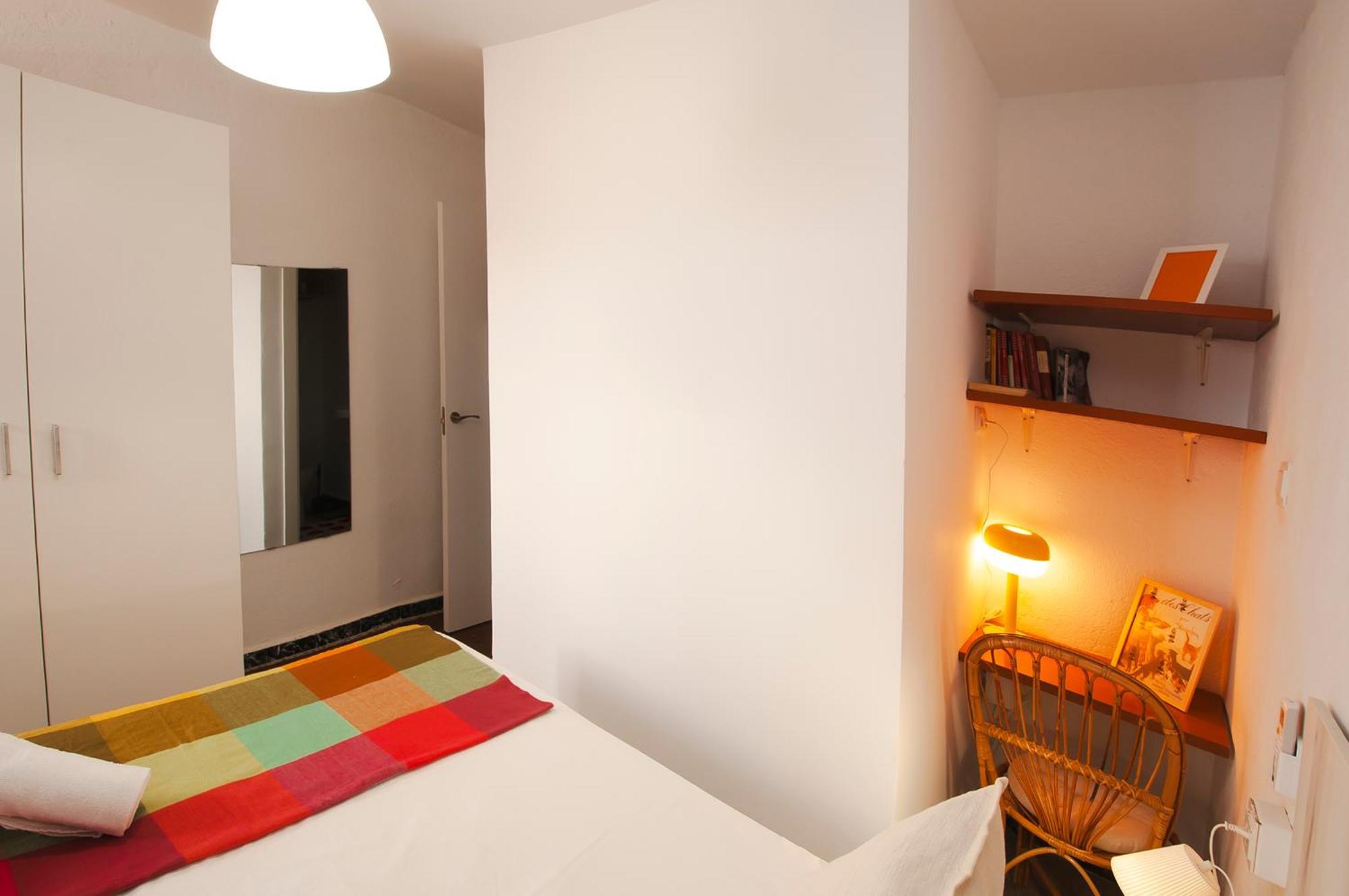 At San Cristobal A 5 Minutos De Puerta Purchena, Wifi Gratis! Сasa de vacaciones *