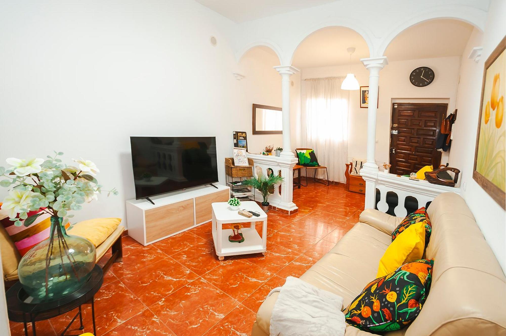 At San Cristobal A 5 Minutos De Puerta Purchena, Wifi Gratis! * Almería