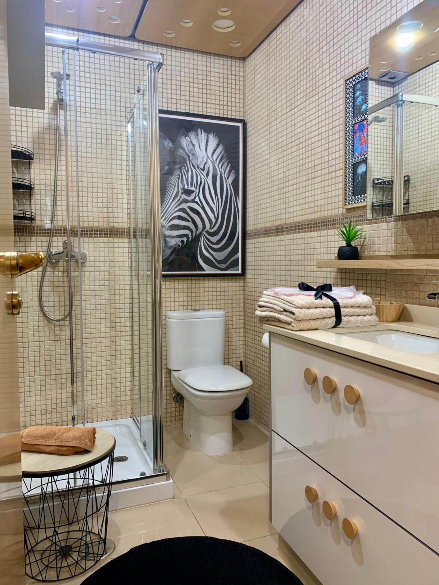 Labarta Estudio En Puerta Del Sol Con Parking Apartment *