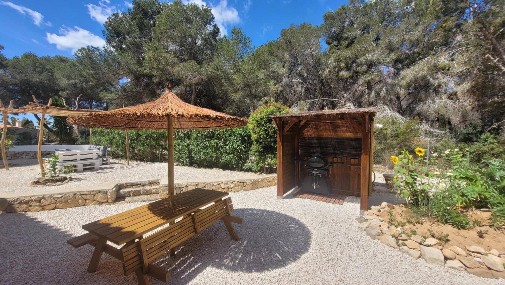Casa Caledonia - Dans Avec Jardin Arbore Et Piscine A 500 M De La Apartment