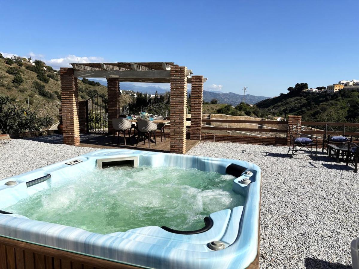 Evans Realty Bq Casa Vallejo & Jacuzzi & Bbq & Vistas *