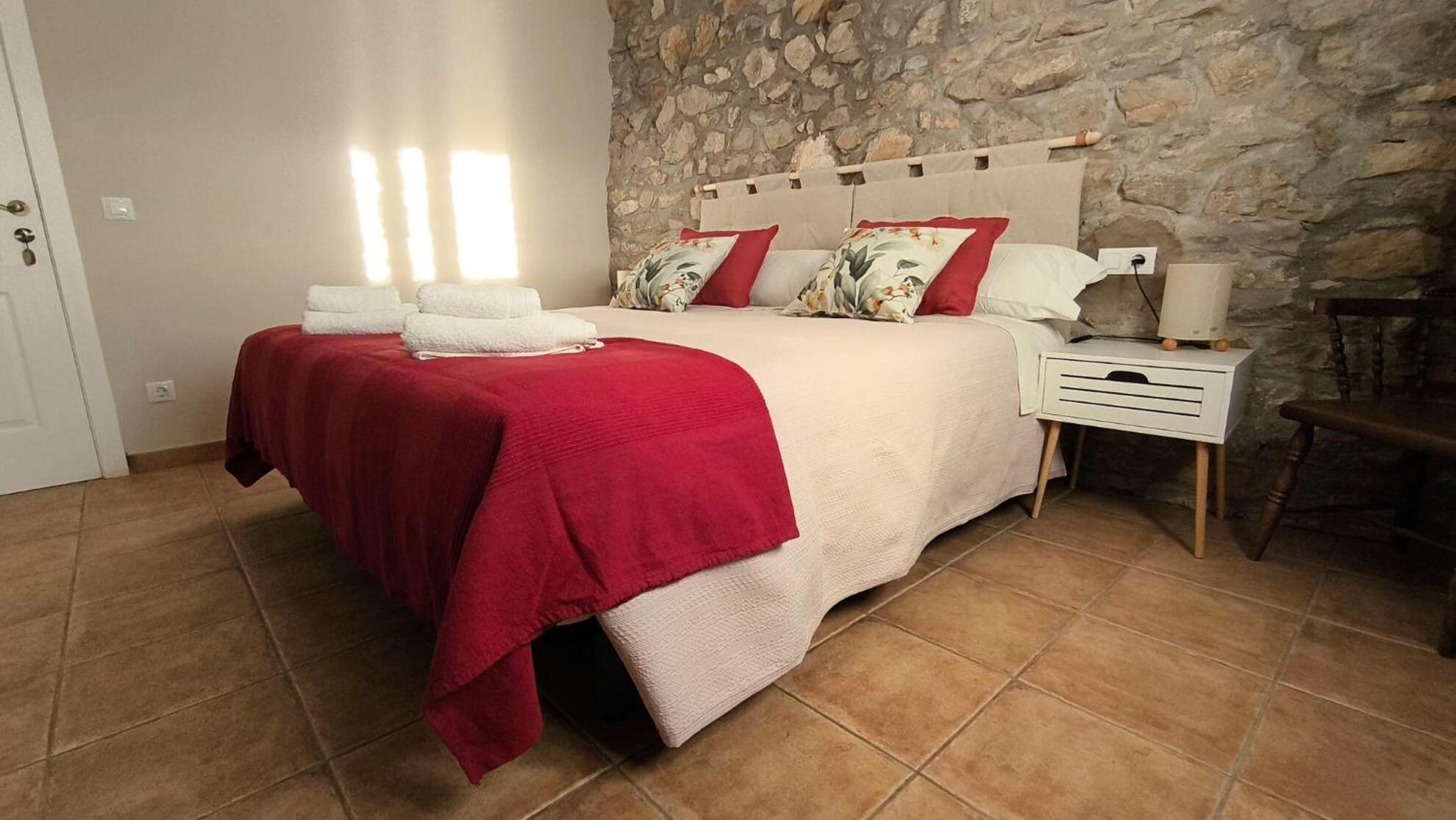 Casa rural Lo Cel De Tolo