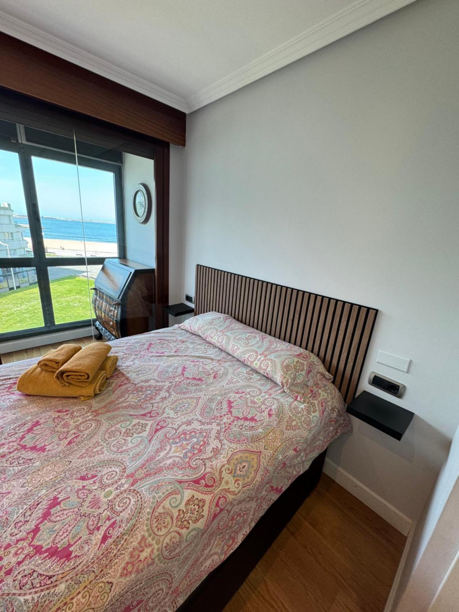 Apartamento Primera Línea Playa+parking Gratis *