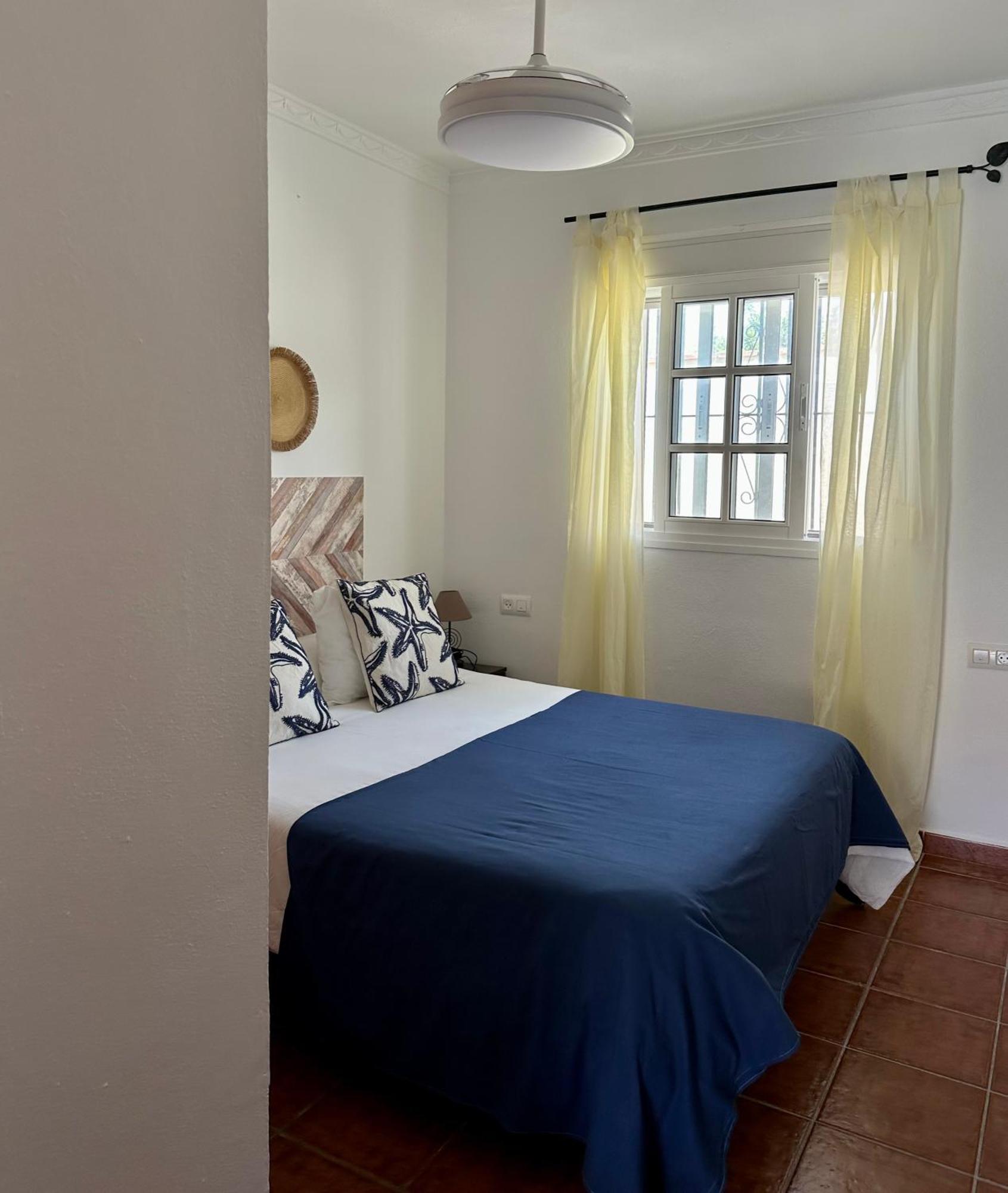 Hostal Carmencita Bolonia