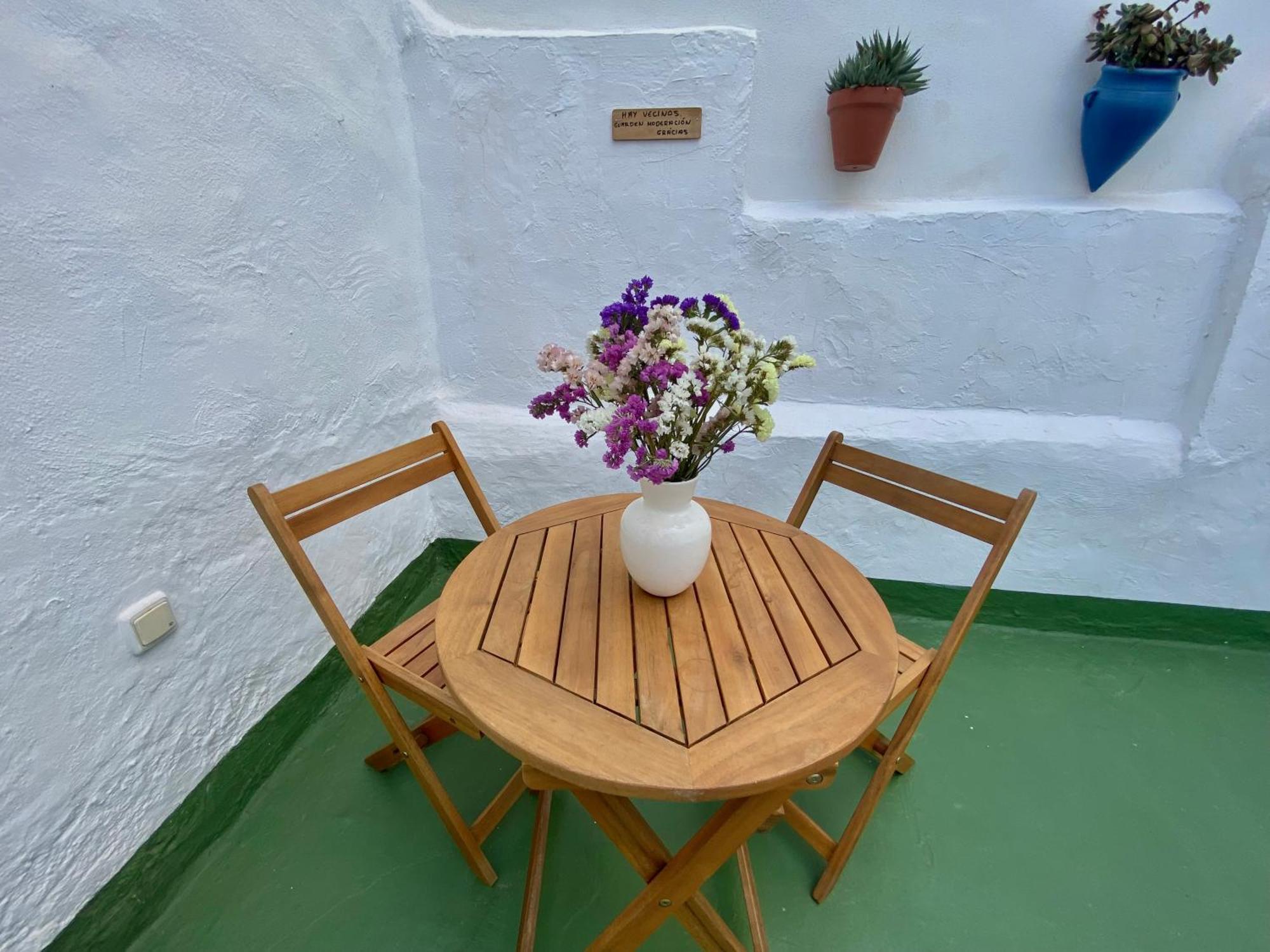 Сasa de vacaciones Casa La Rana Charming Townhouse Near The *