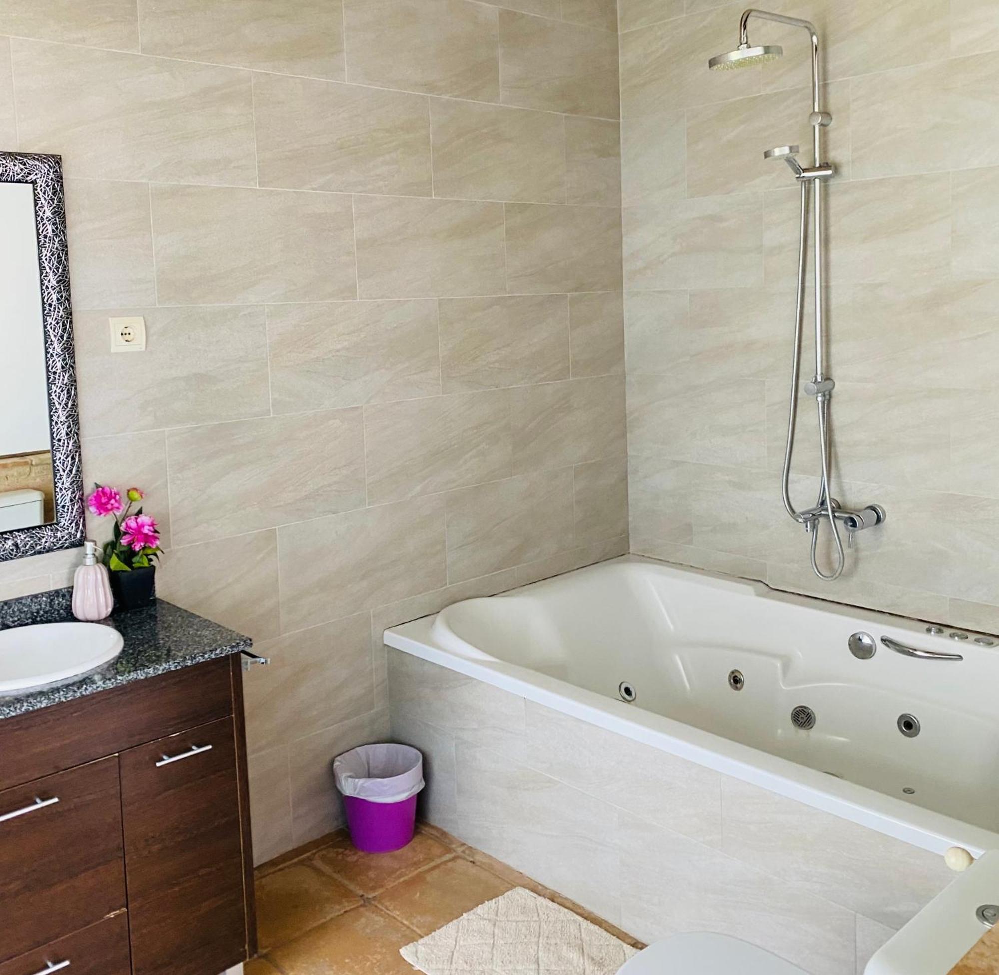Casa Mas Molines Con Piscina Jacuzzi Y Barbacoas Chalet *