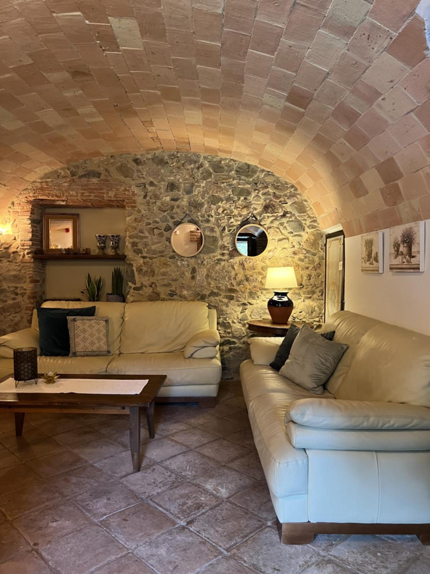 Casa Mas Molines Con Piscina Jacuzzi Y Barbacoas * Mont-ras (Montrás)