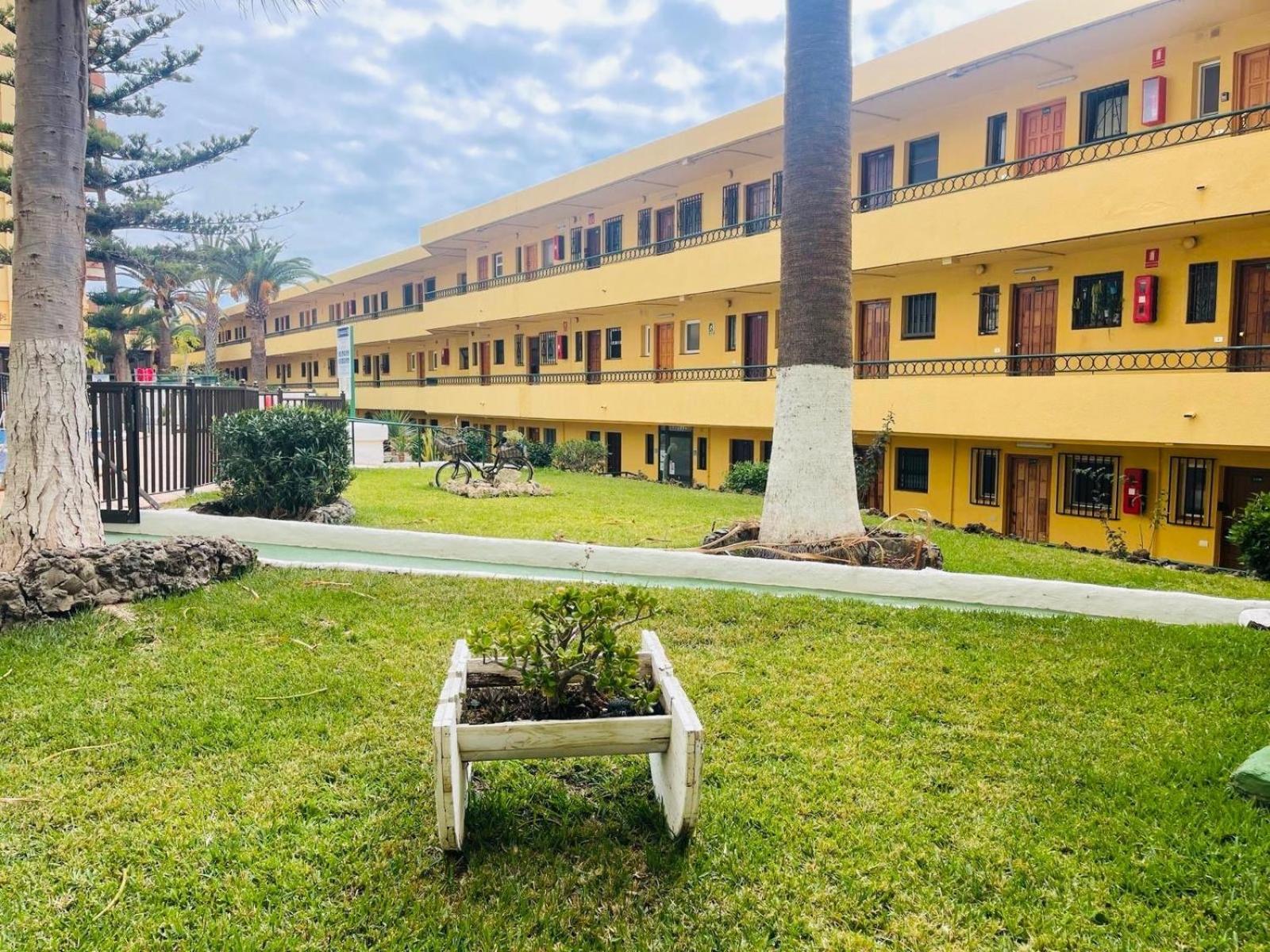 Cozy 2-bed & Sofa-bed In Cristianos * Los Cristianos (Tenerife)