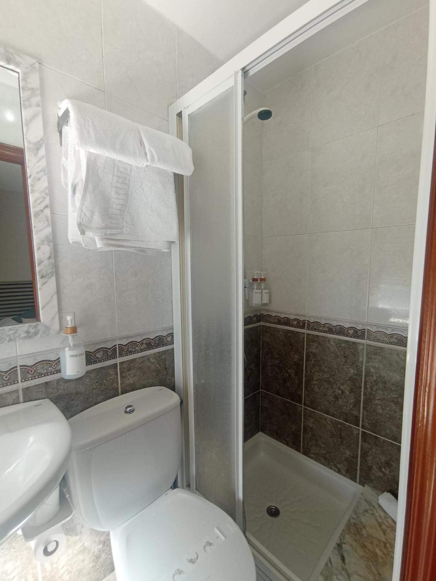 Hotel Puente Azud