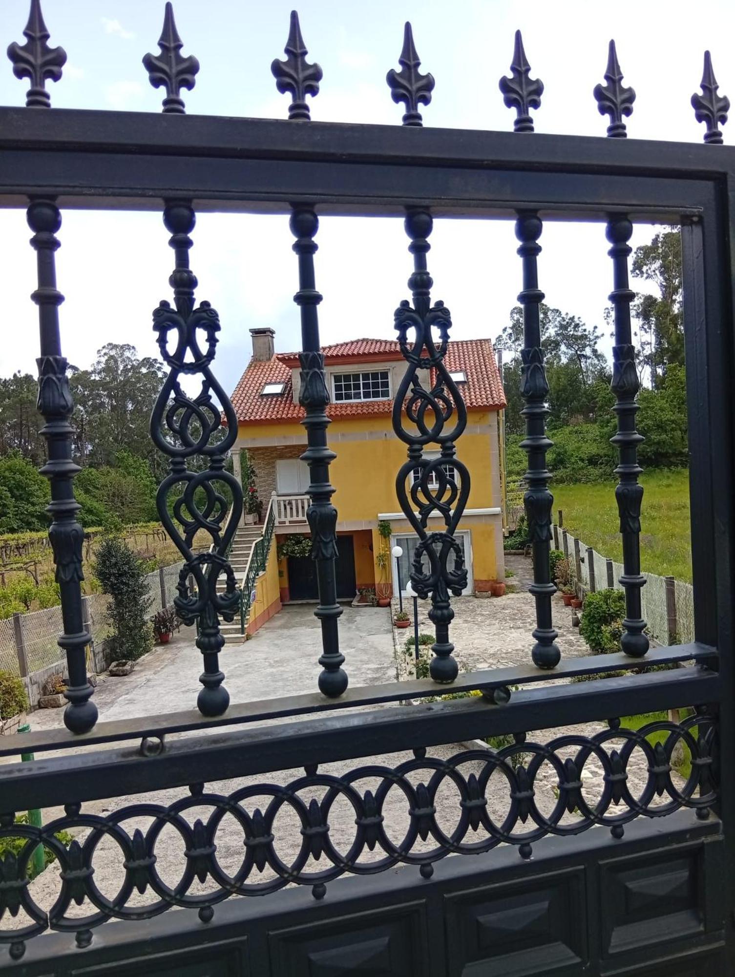 Merchy Combarro Apartment