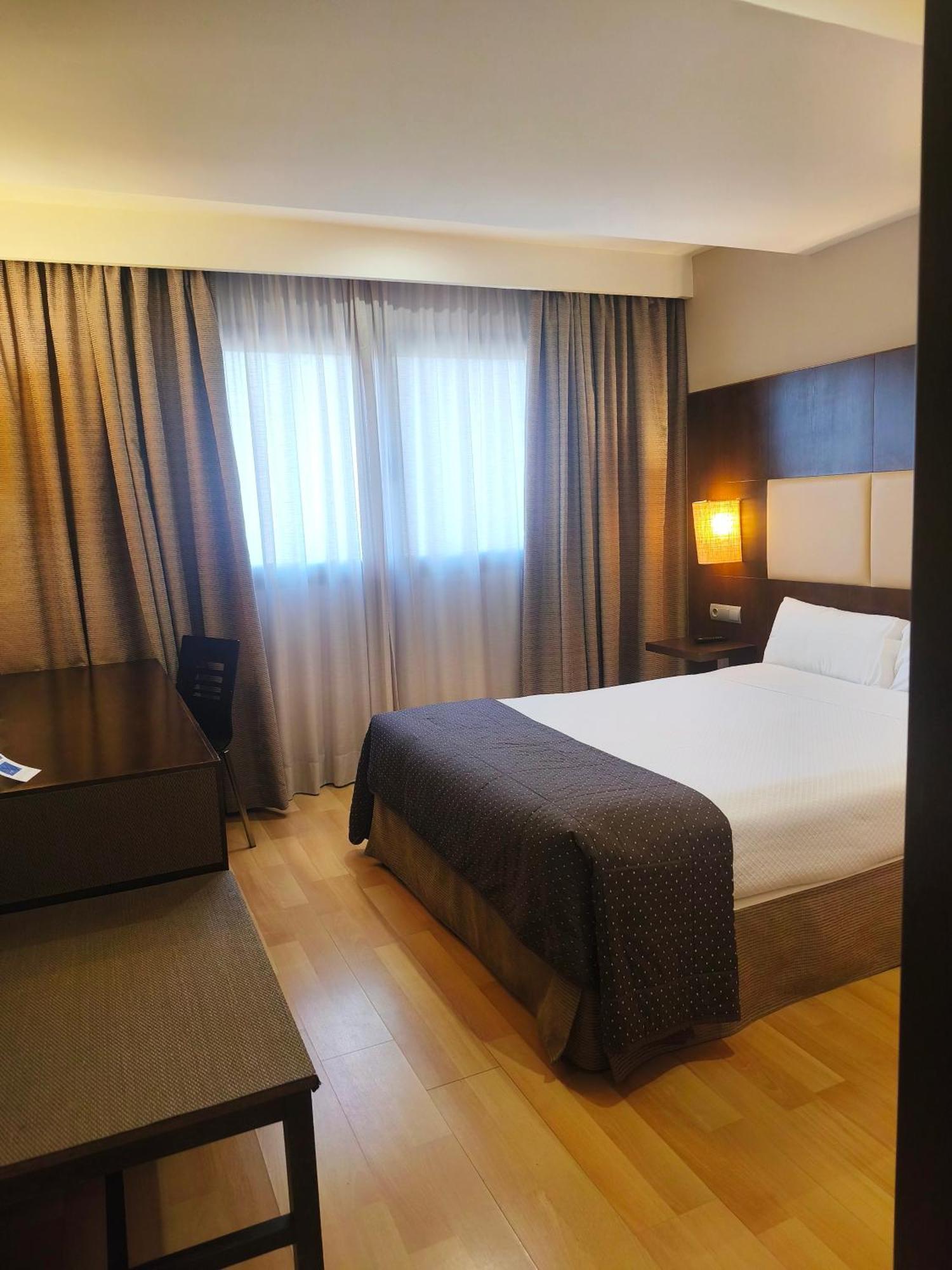 Hotel Sercotel Cuatro Postes