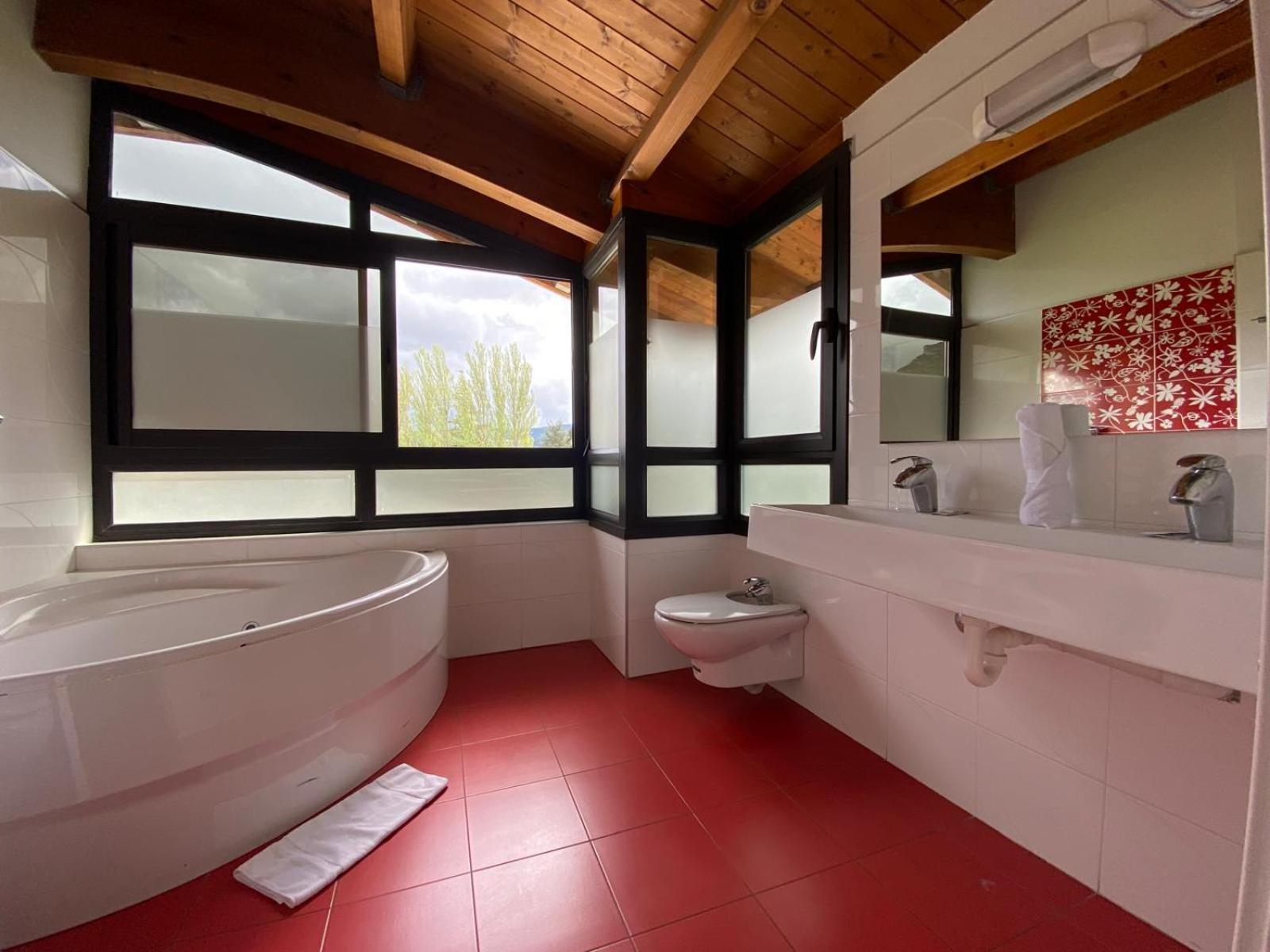 Hotel Roomrural Iru-bide *