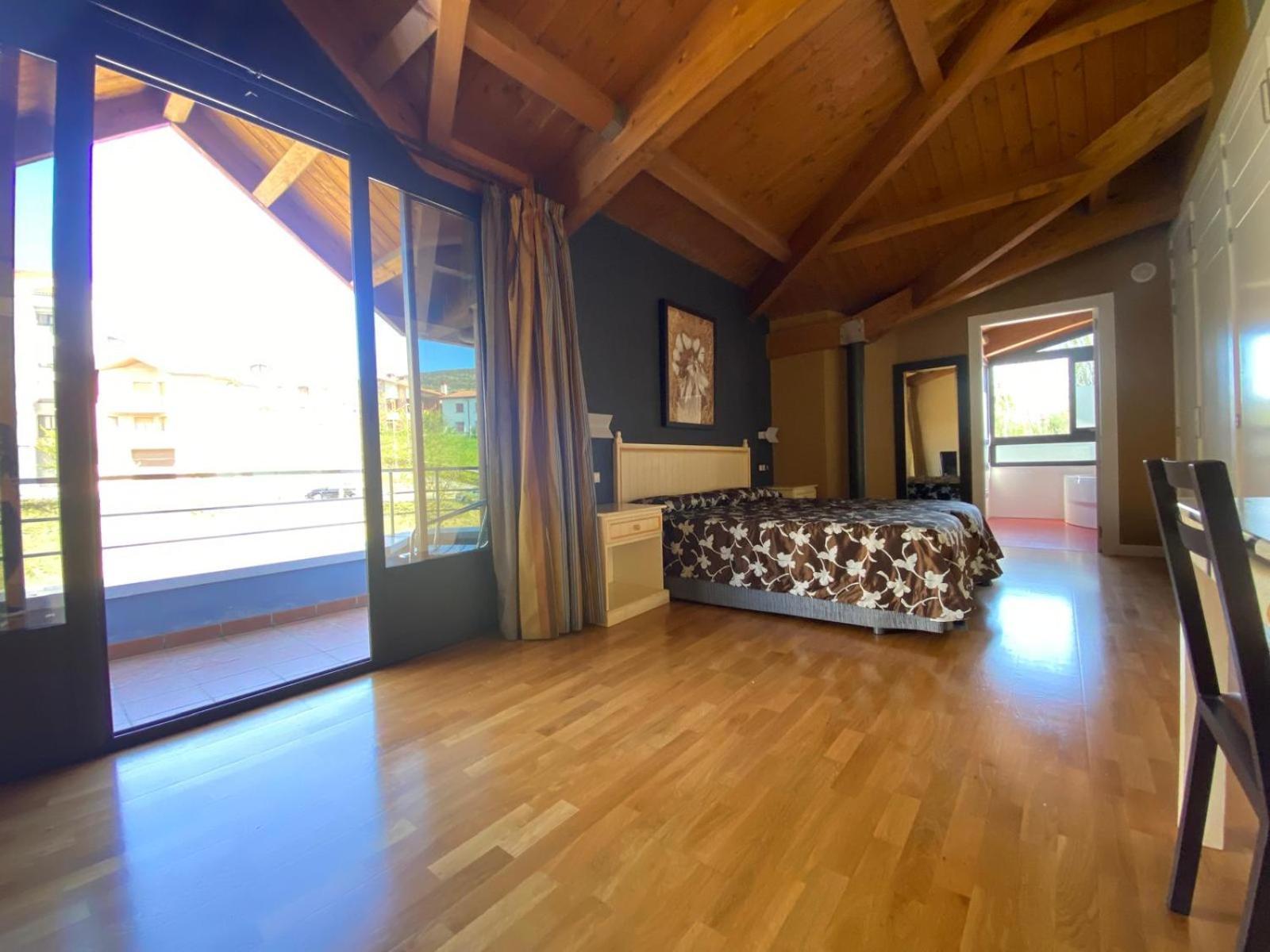 Hotel Roomrural Iru-bide *