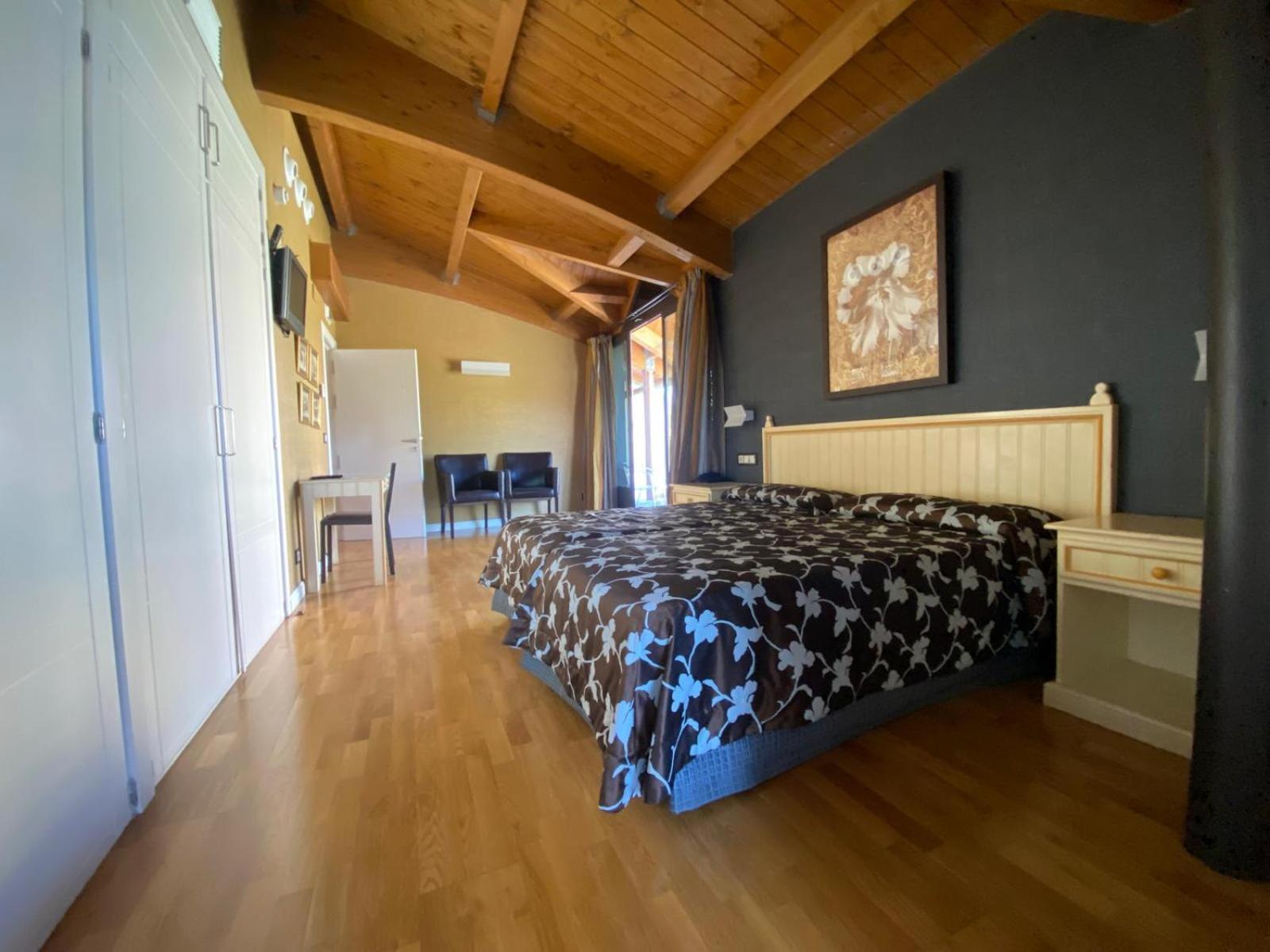 Hotel Roomrural Iru-bide *