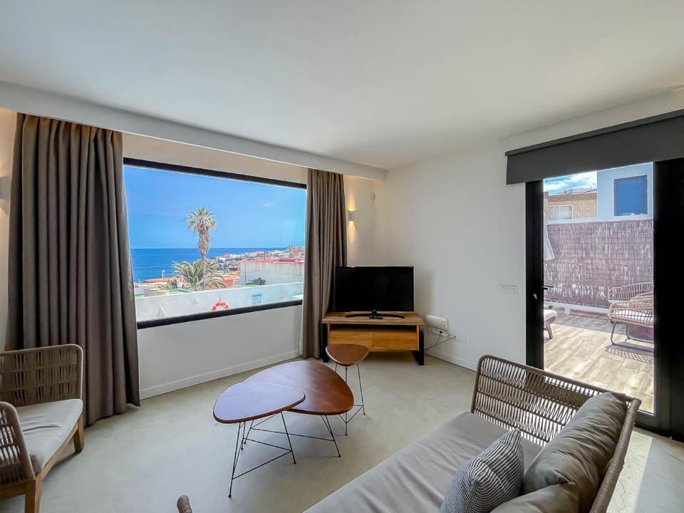 Apartamento Edem piscina climatizada Playa del Hombre