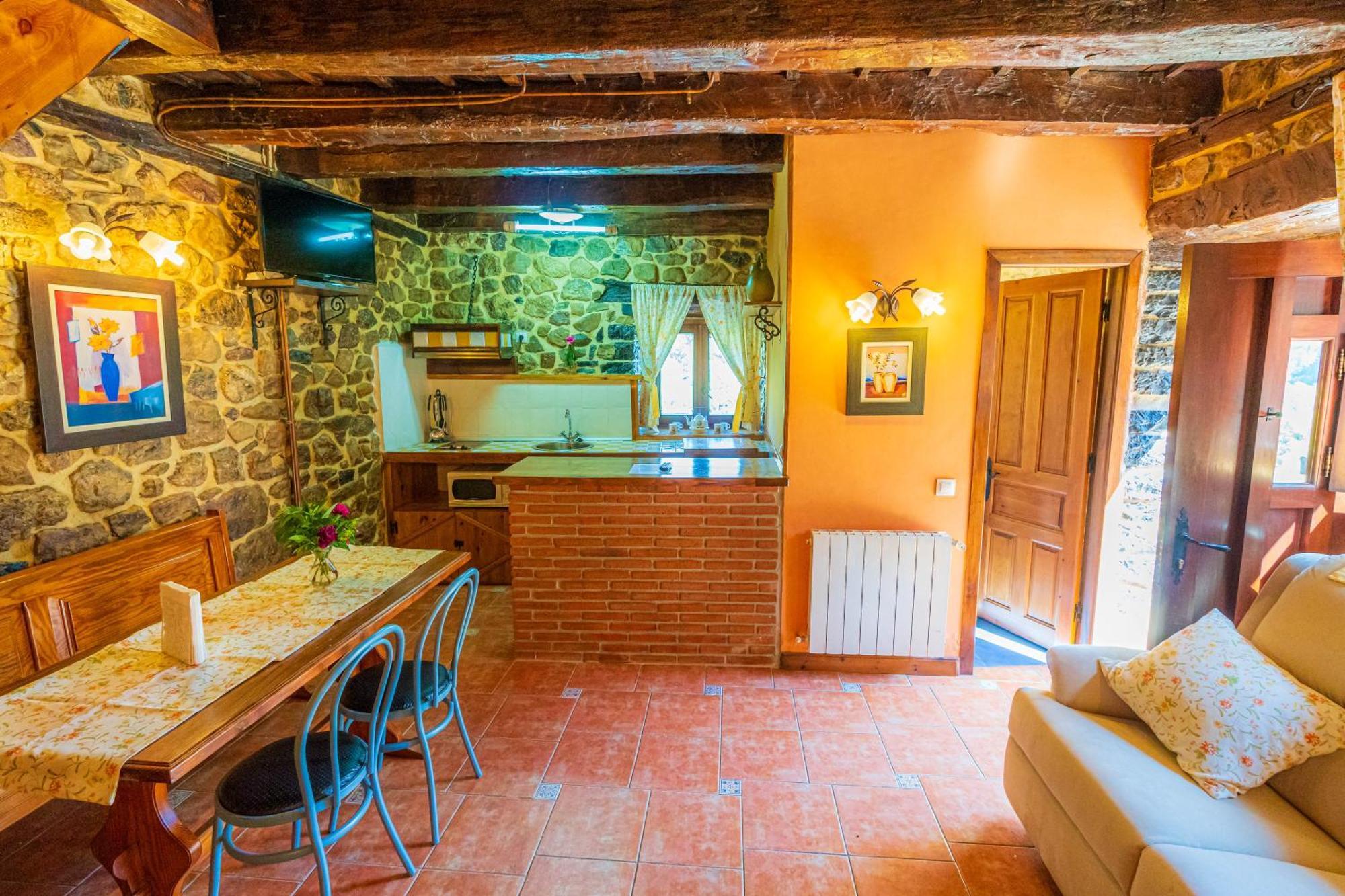 La Casa De Adriana Apartment Baro (Cantabria)