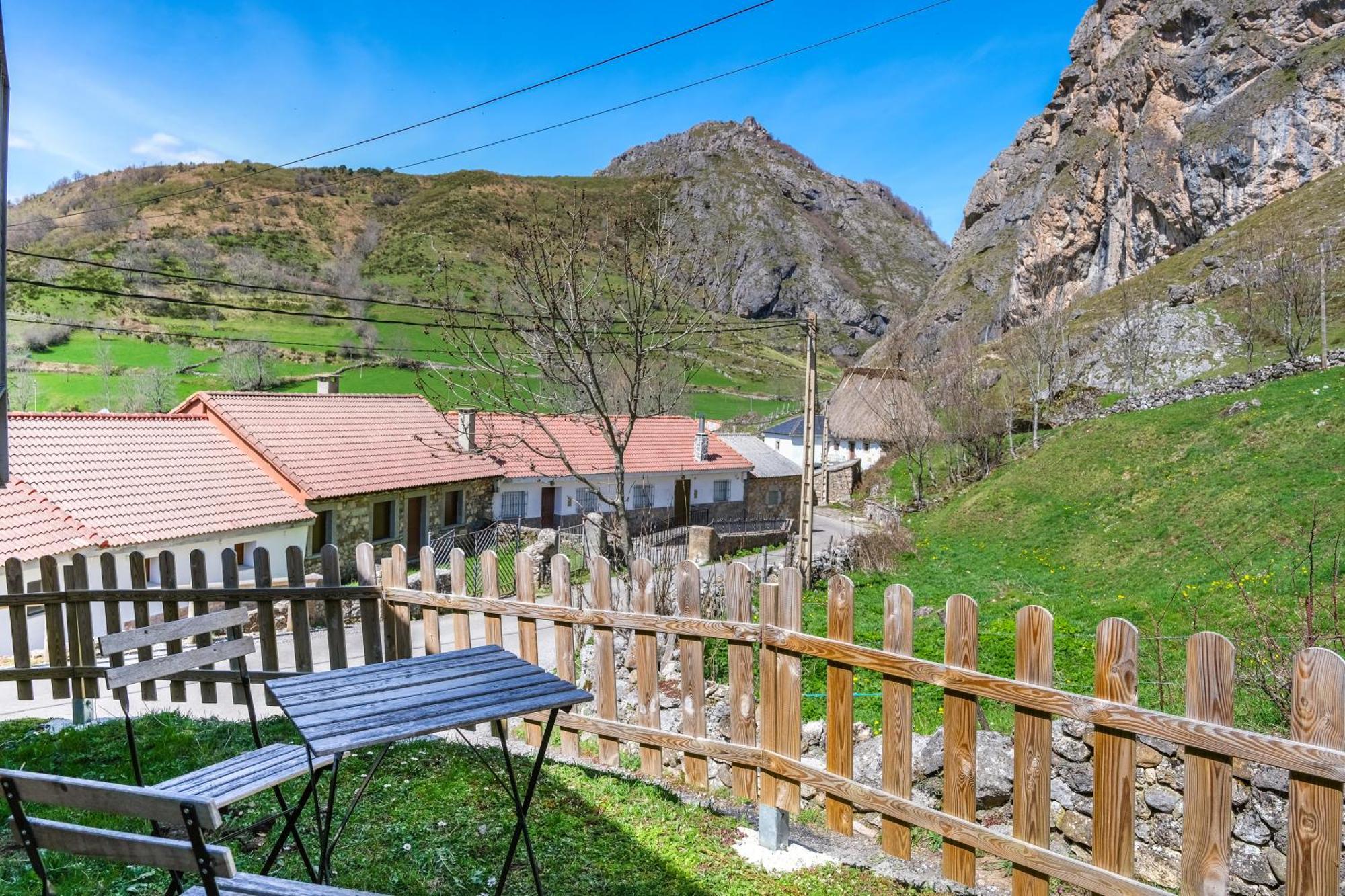 Apartamento Rurales La Laguna Somiedo