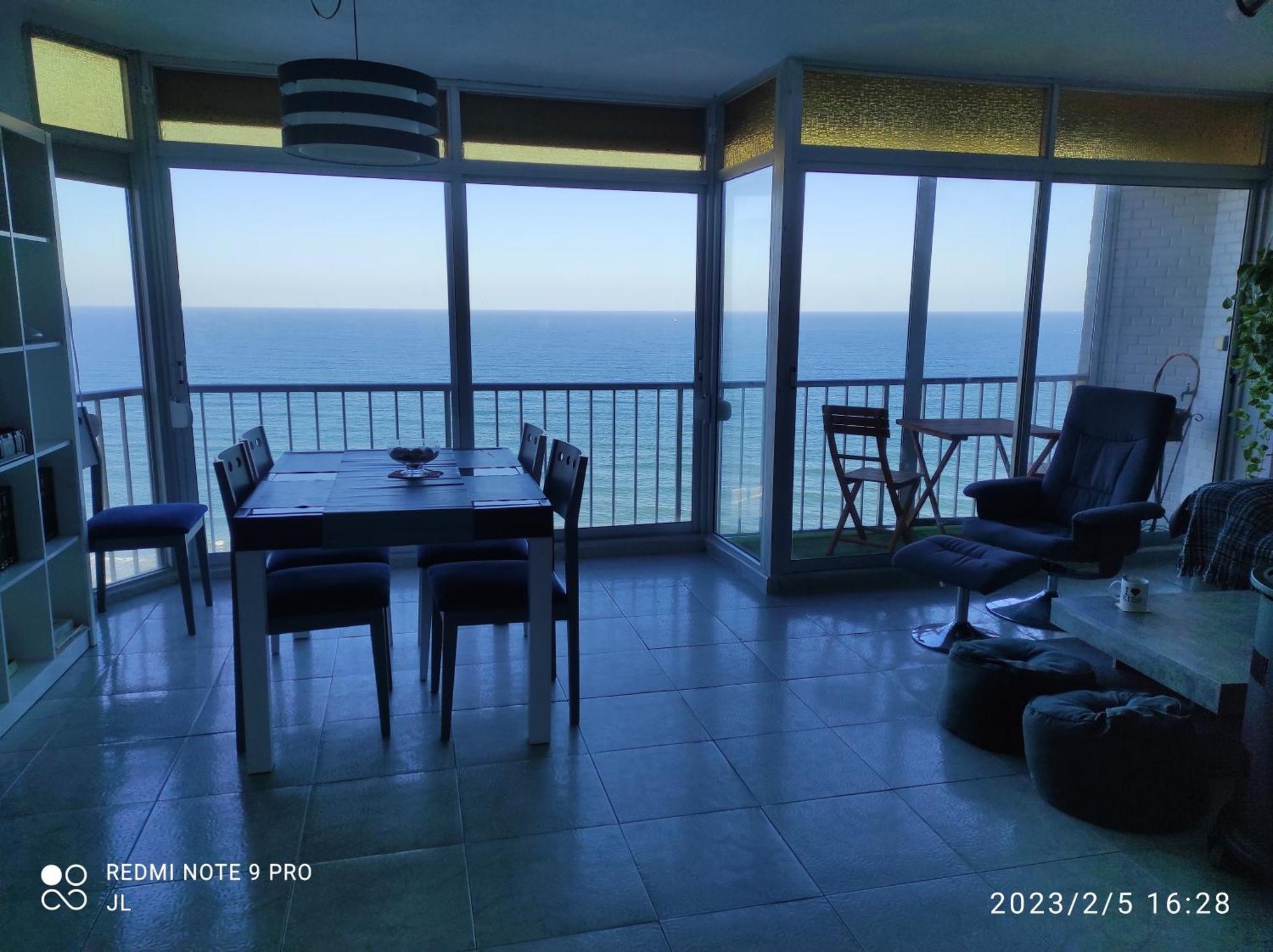 Terrace & Sea Views In Cullera Apartment