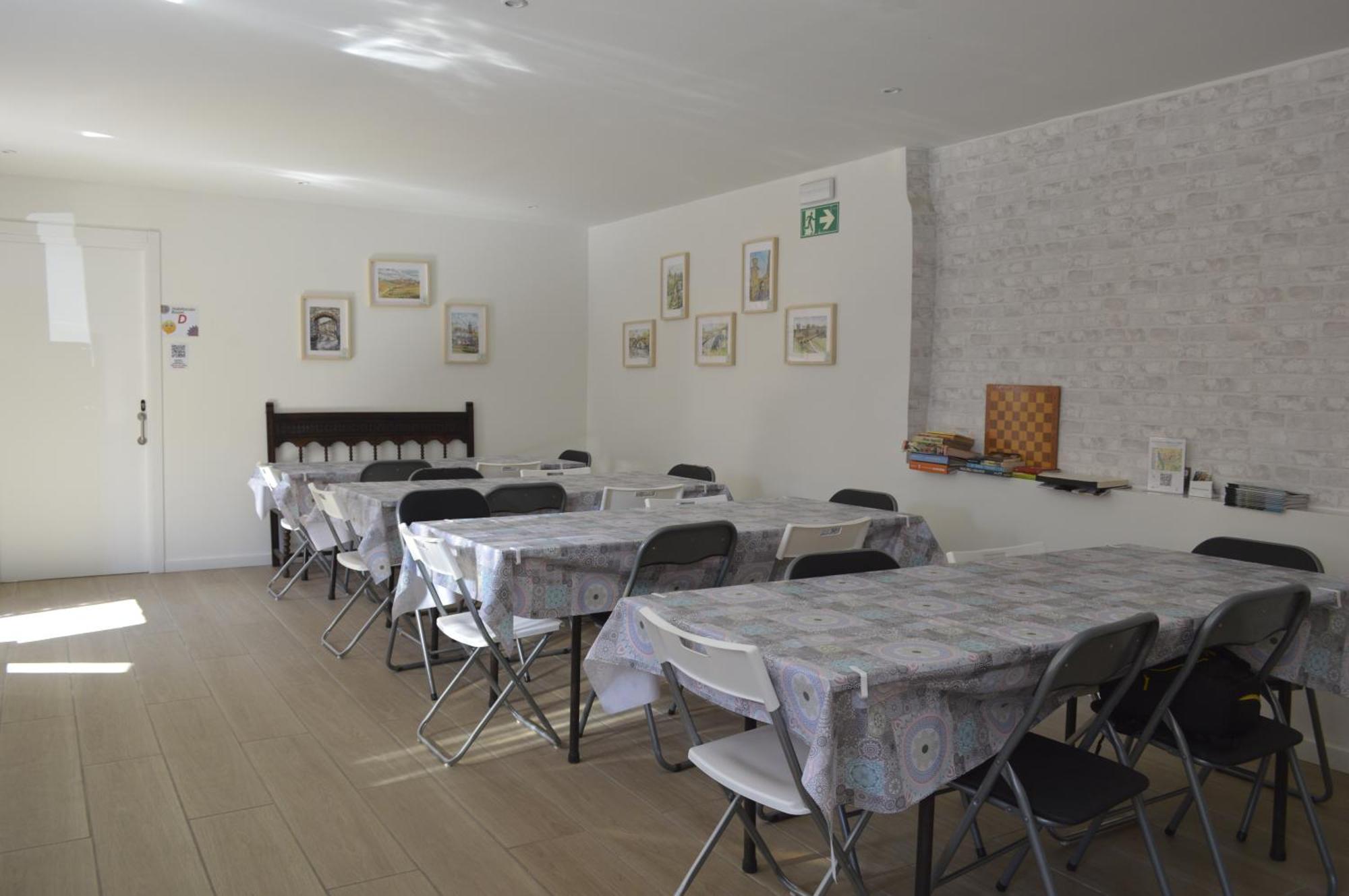 Gares Hostal Puente la Reina