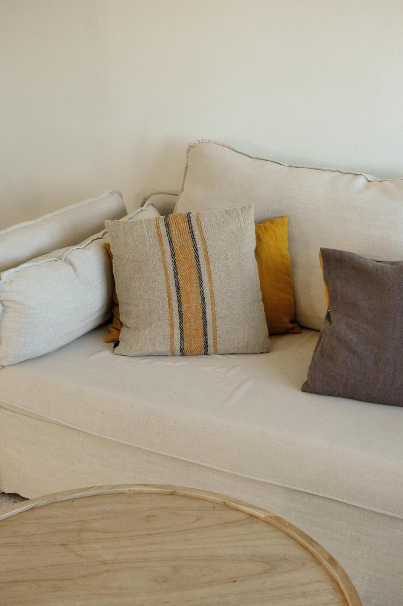 South Apartment *