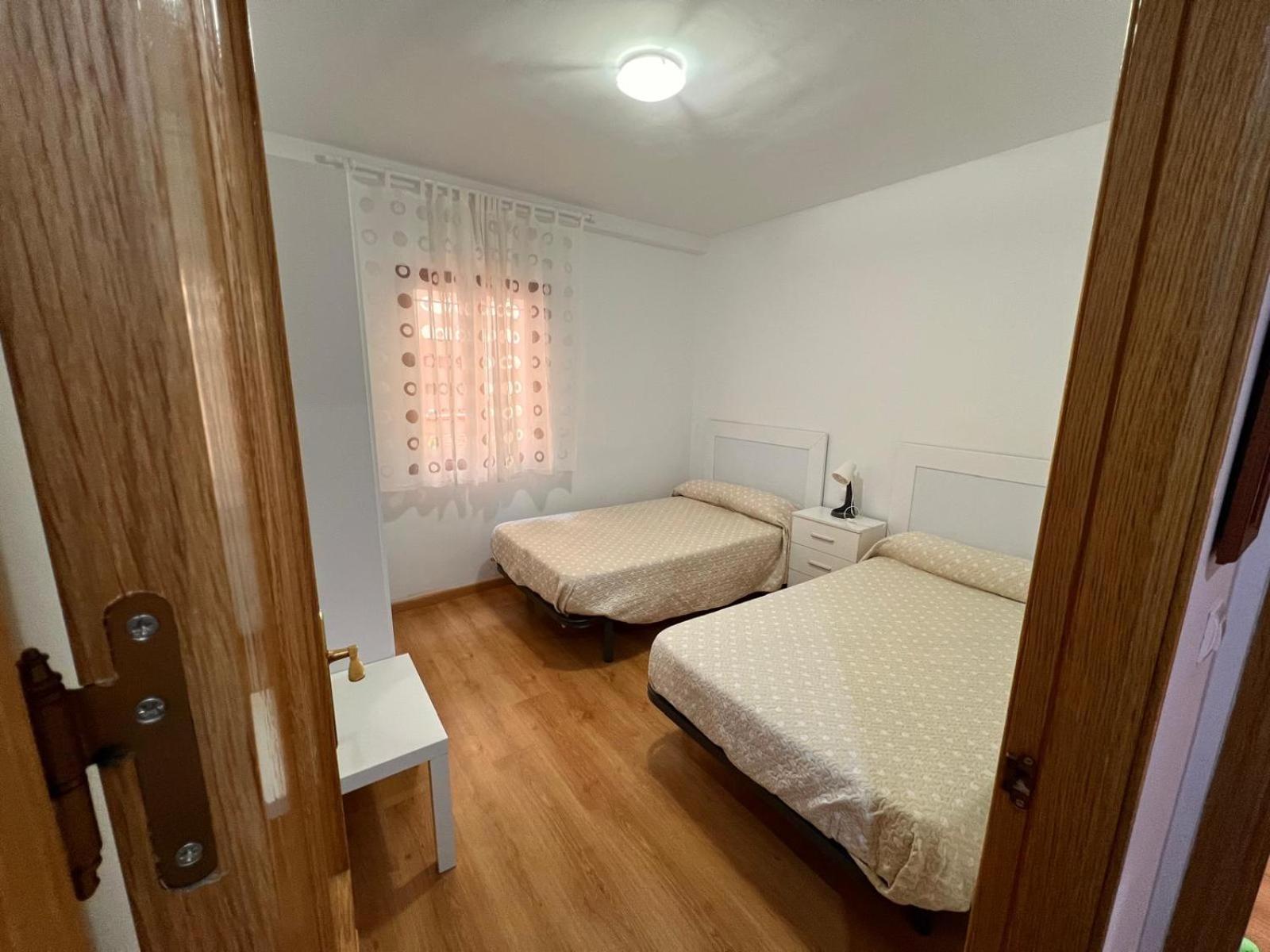 Turistico La Clase Apartamento La Zubia (Granada)