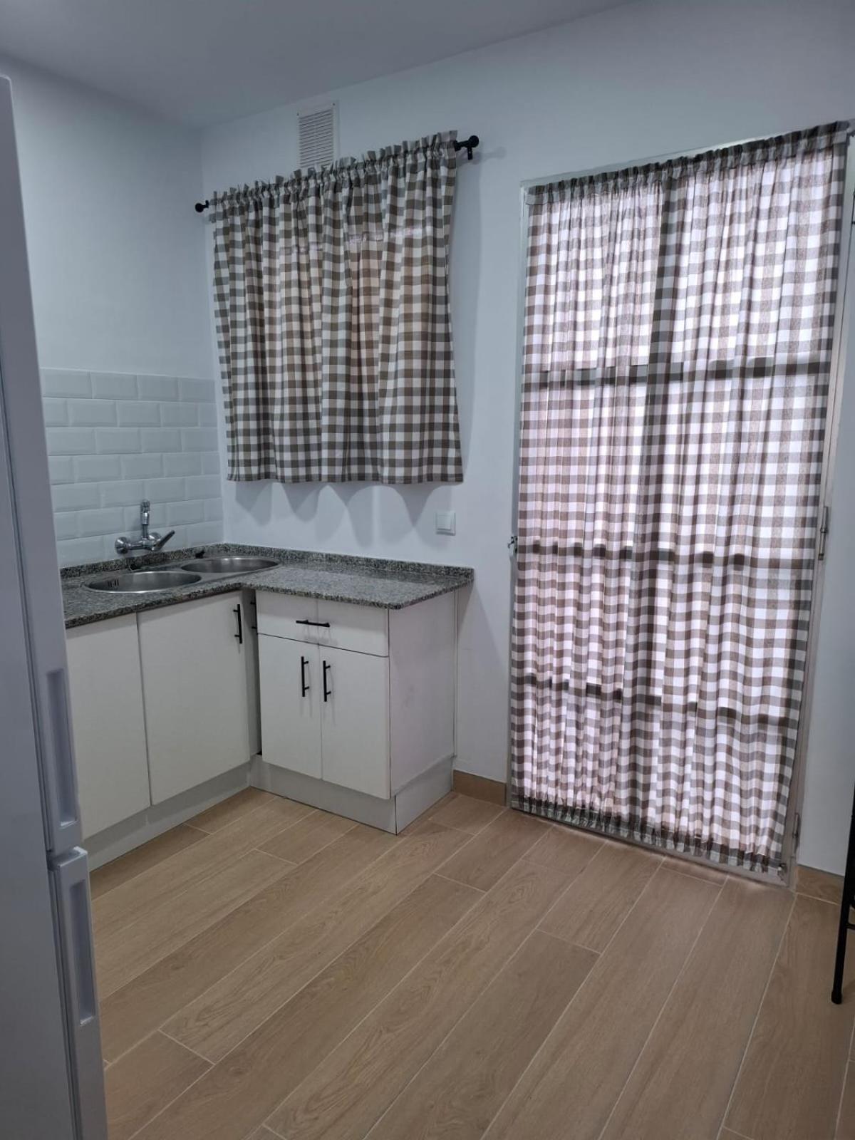 Arenas Apartment *