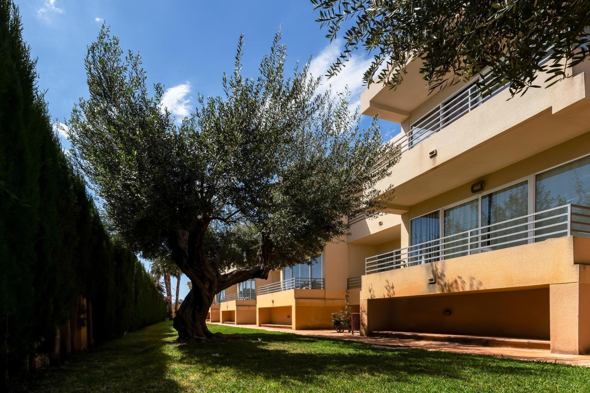 Hospedium Abril Hotel 3*