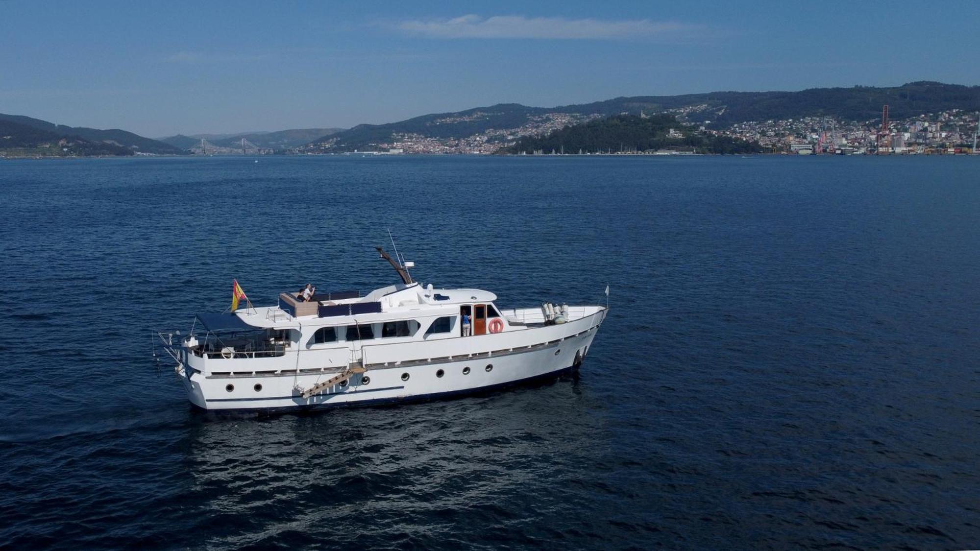 Botel Don Maximo