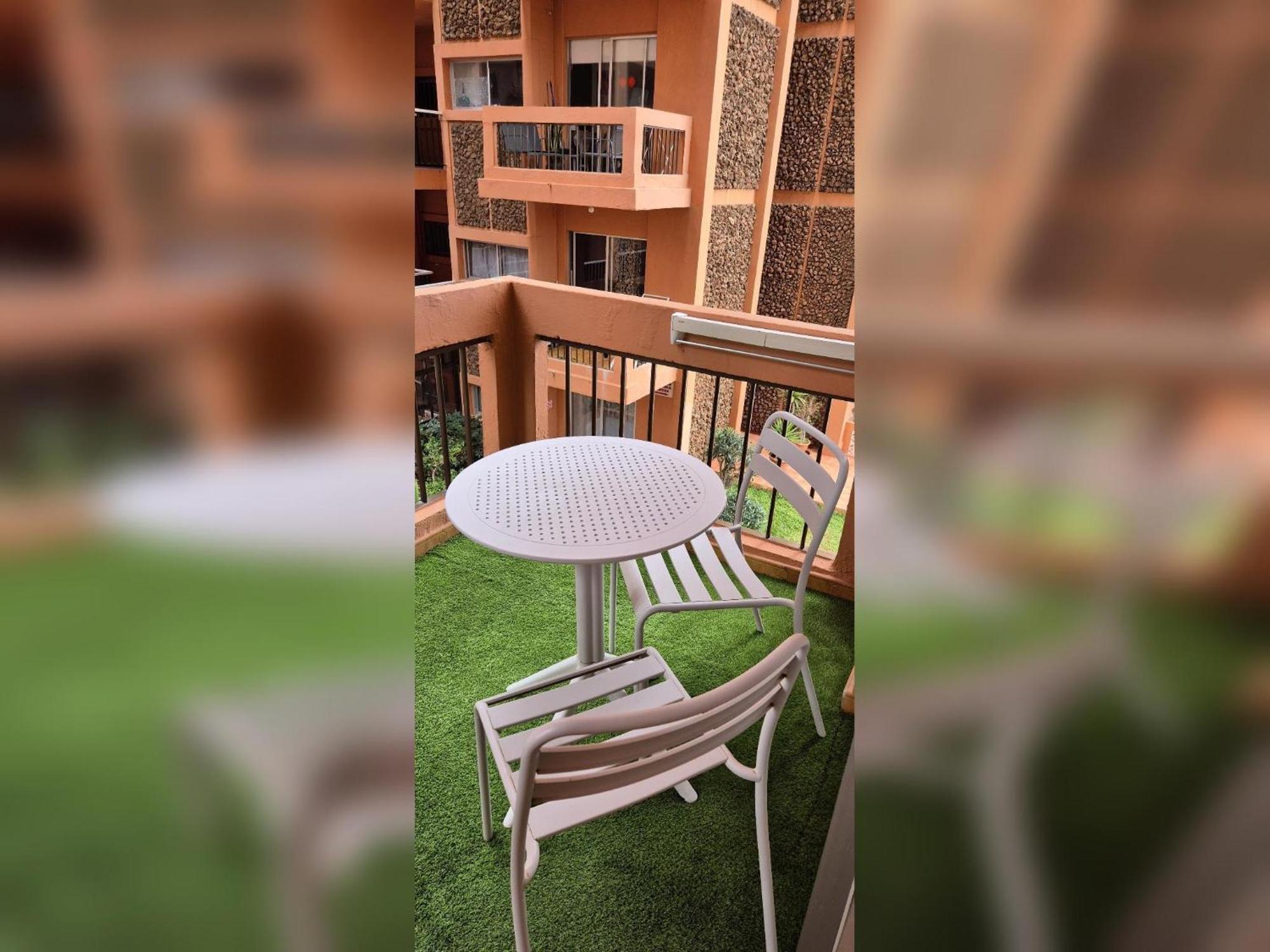 Apartment Con Piscina En