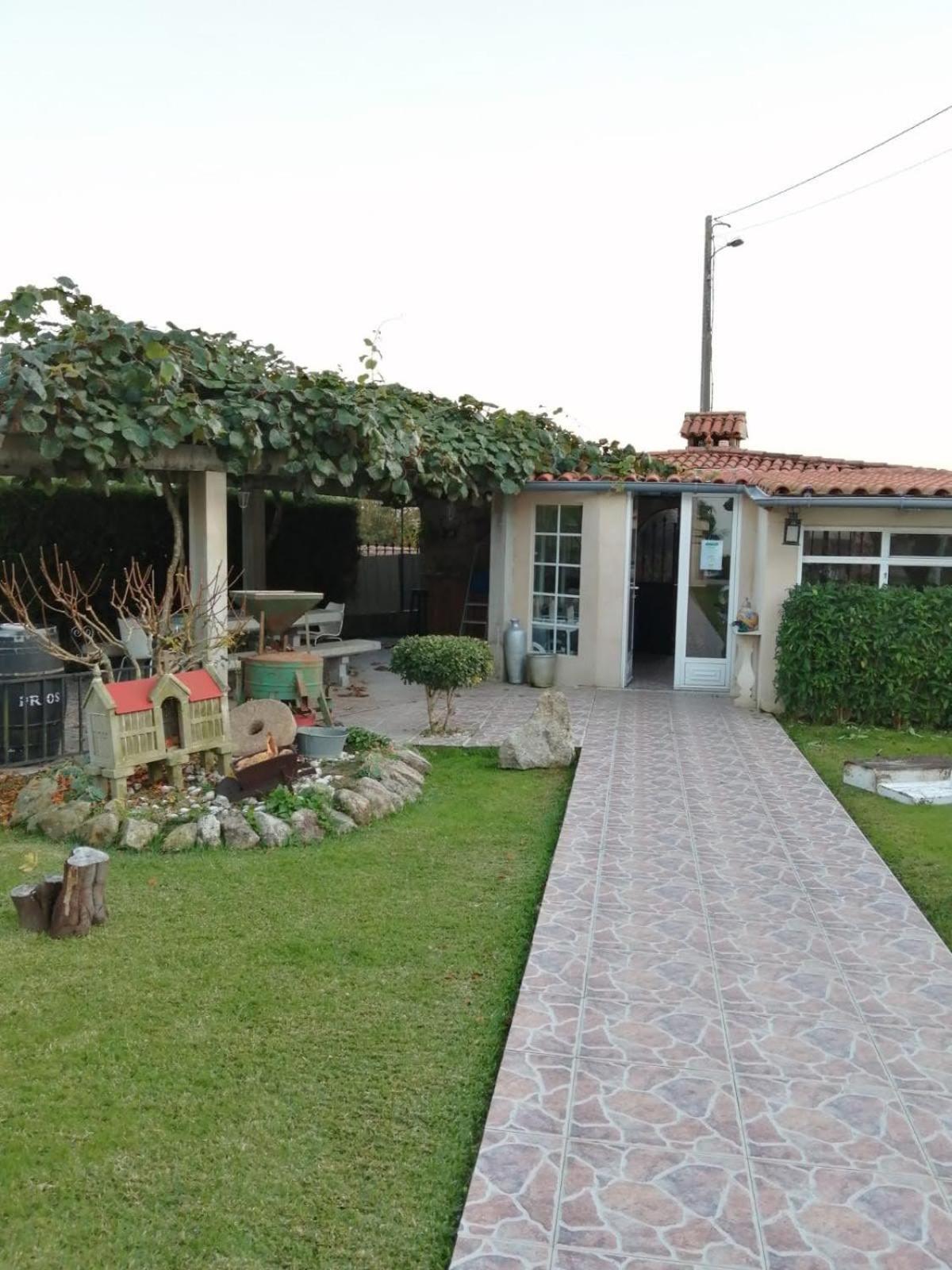 Rural Duplex Tomino