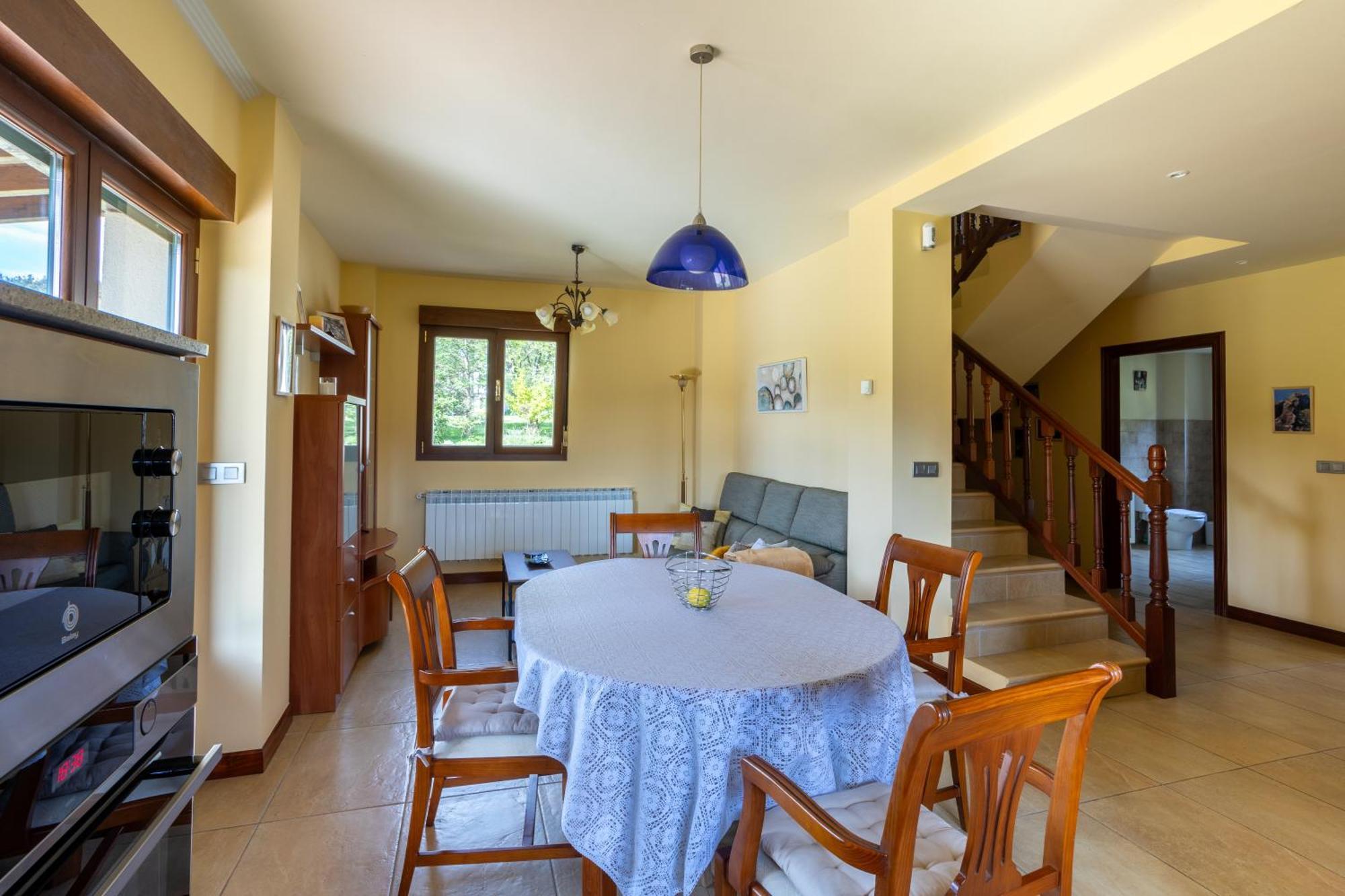Urdaibai Villa *