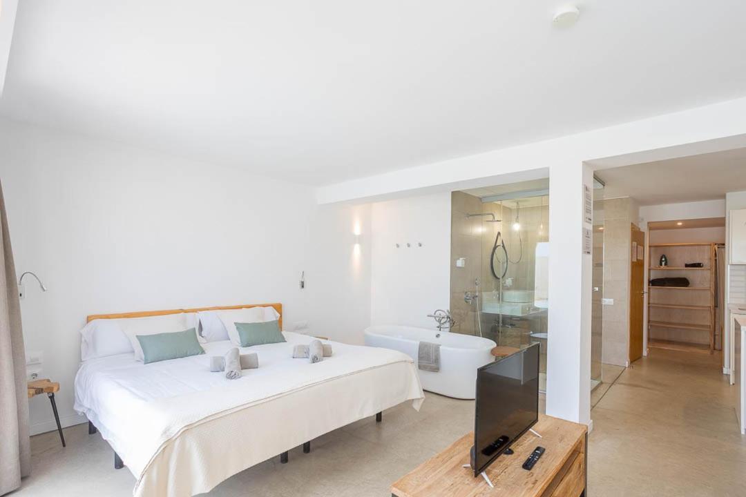 Edem piscina climatizada Playa del Hombre