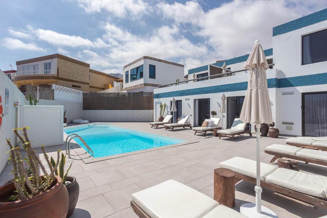 Apartamento Edem piscina climatizada Playa del Hombre