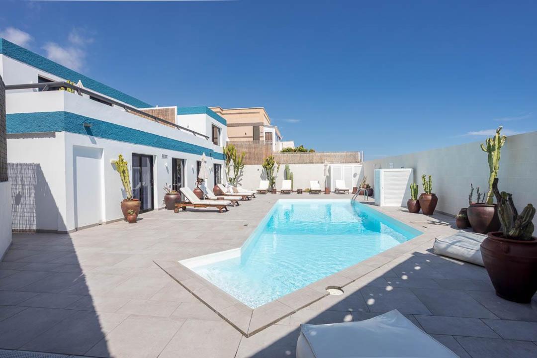 Edem piscina climatizada Playa del Hombre Apartamento Telde