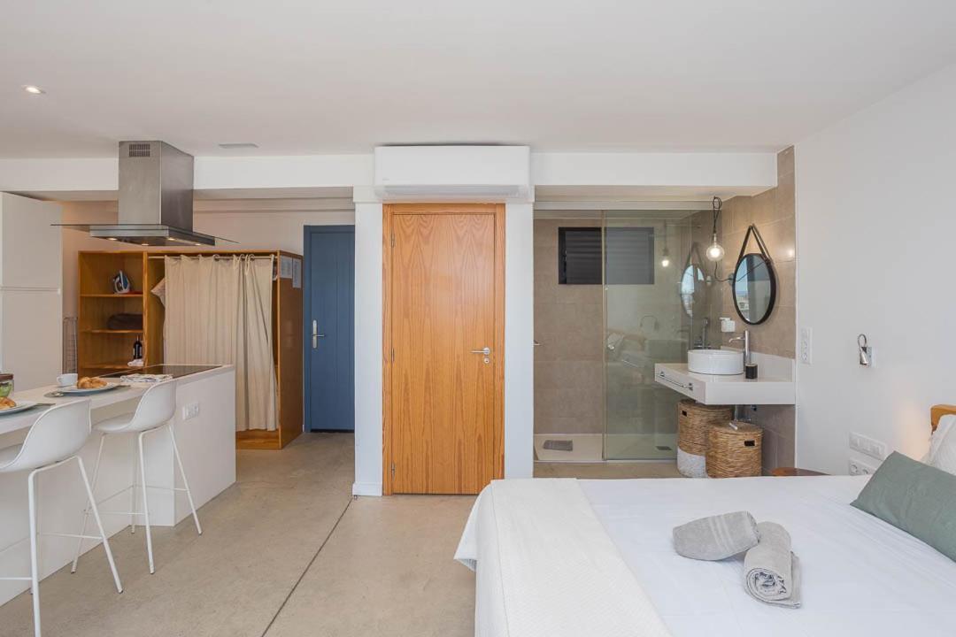 Edem piscina climatizada Playa del Hombre Apartamento Telde