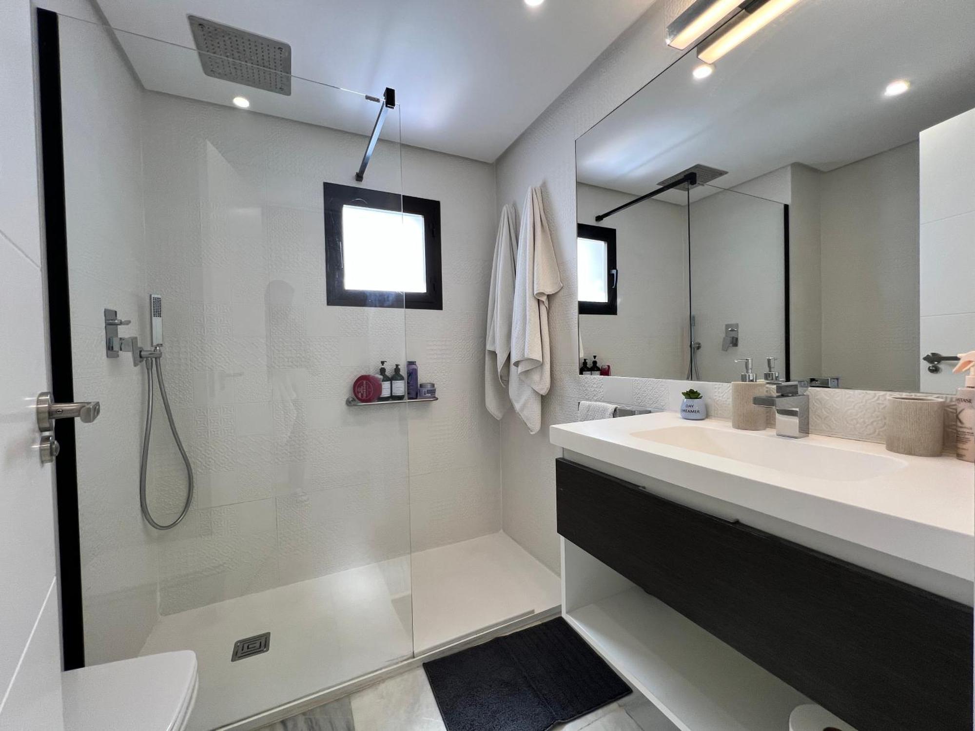 Puerto Banus. Urb Jardines Del Puerto. For Up To 6 Marbella