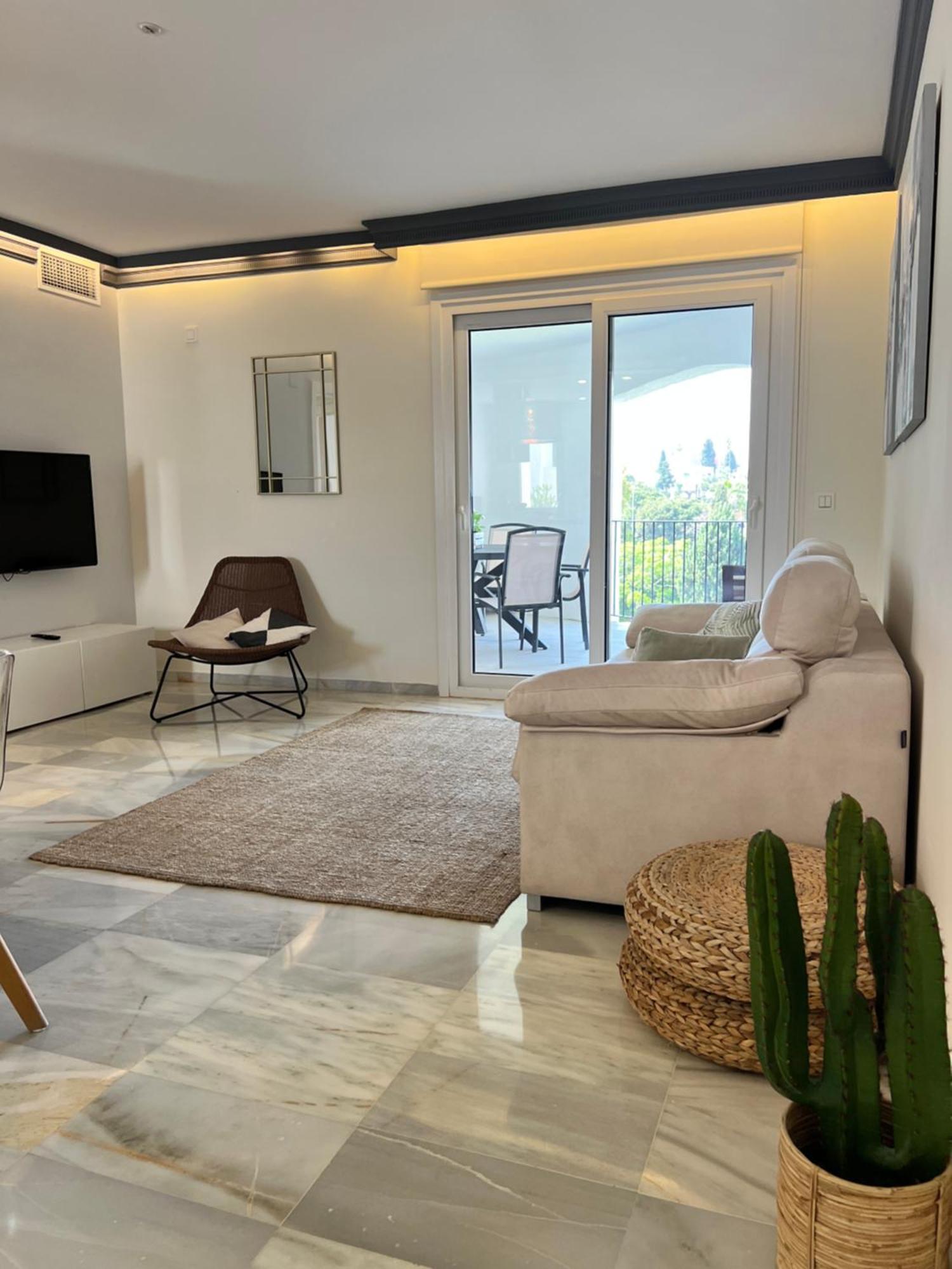 Puerto Banus. Urb Jardines Del Puerto. For Up To 6 Marbella