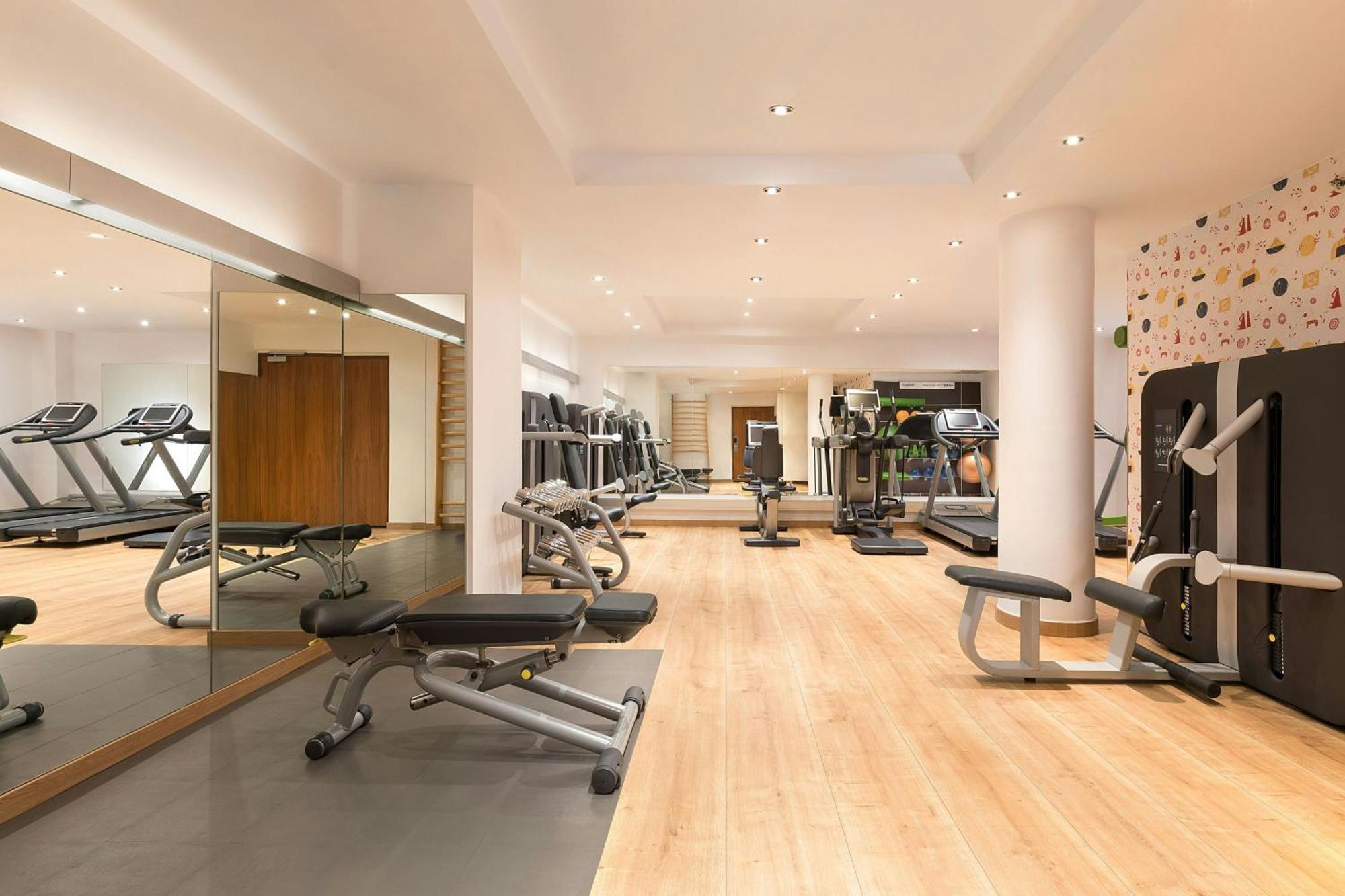 Le Meridien Hotel 5*
