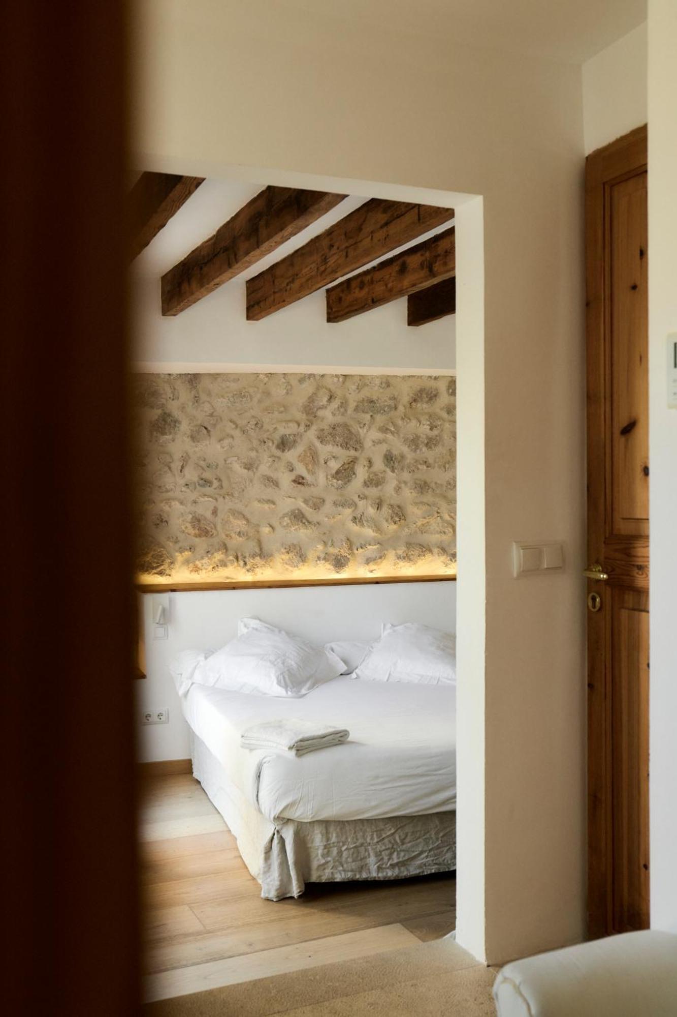 Forn Nou Hotel