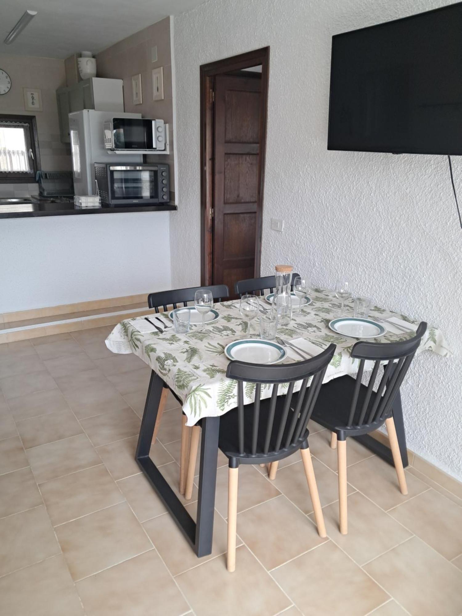 La Caleta Apartment *