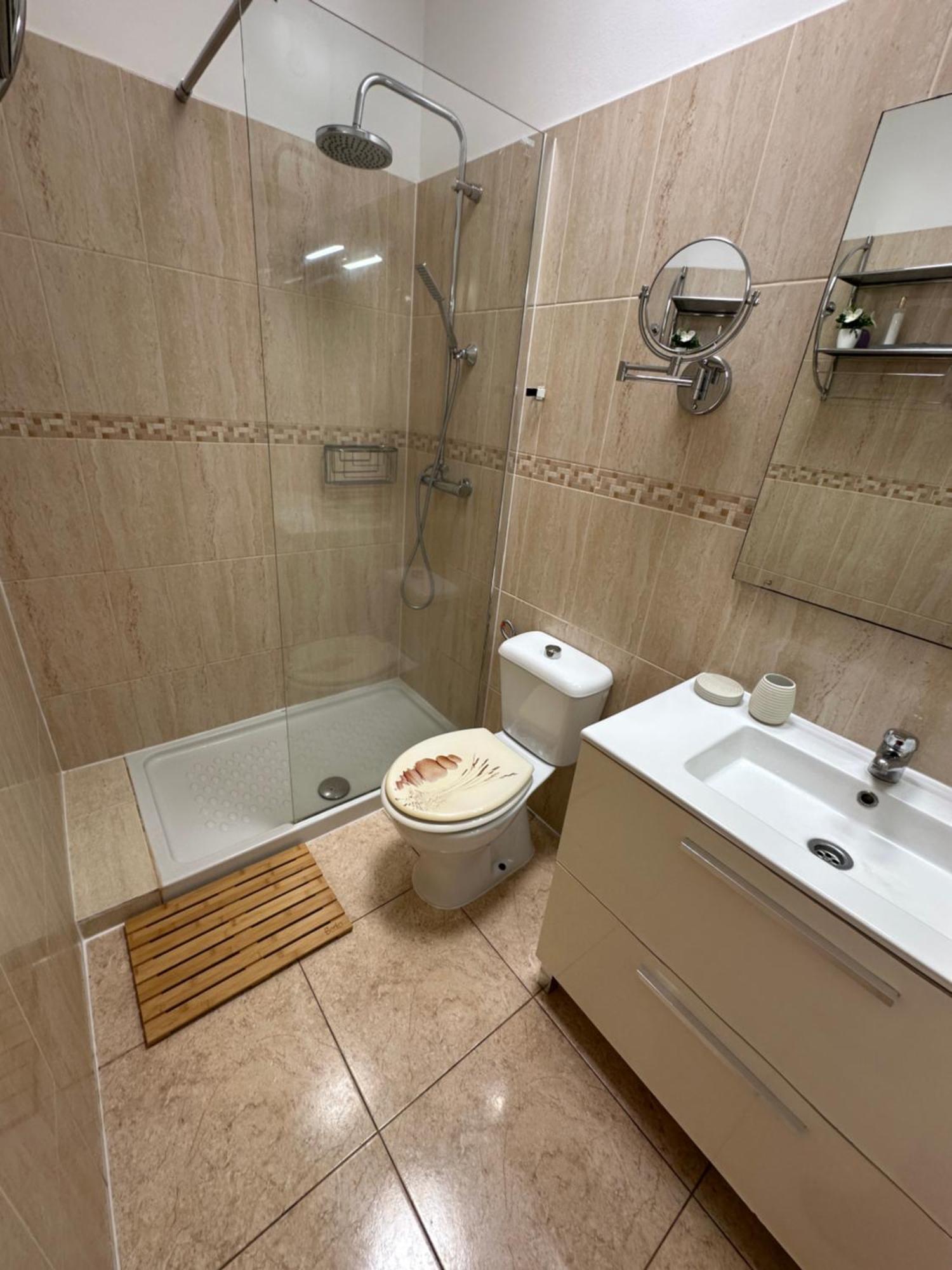 Apartment Hercules 2 Bedroom Apartment,