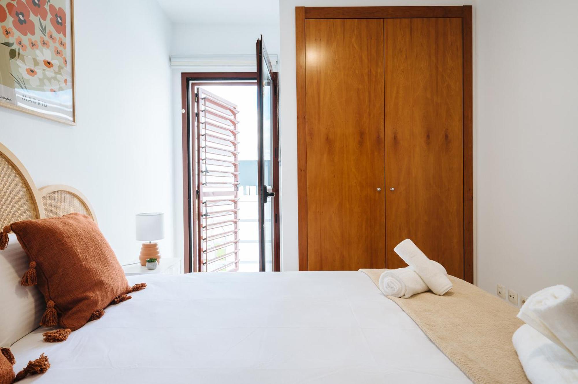 Luxury In Sevilla - Pool, Terrace & Gameroom Apartment Montequinto