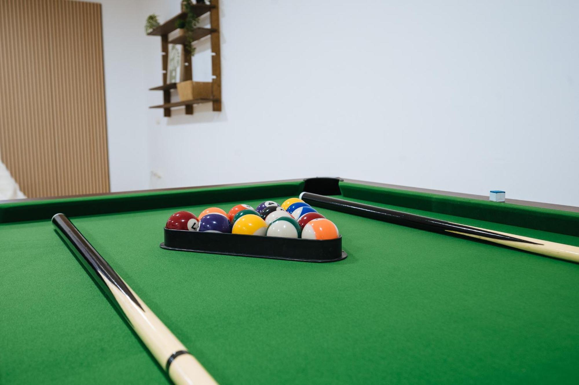 Apartment Luxury In Sevilla - Pool, Terrace & Gameroom *
