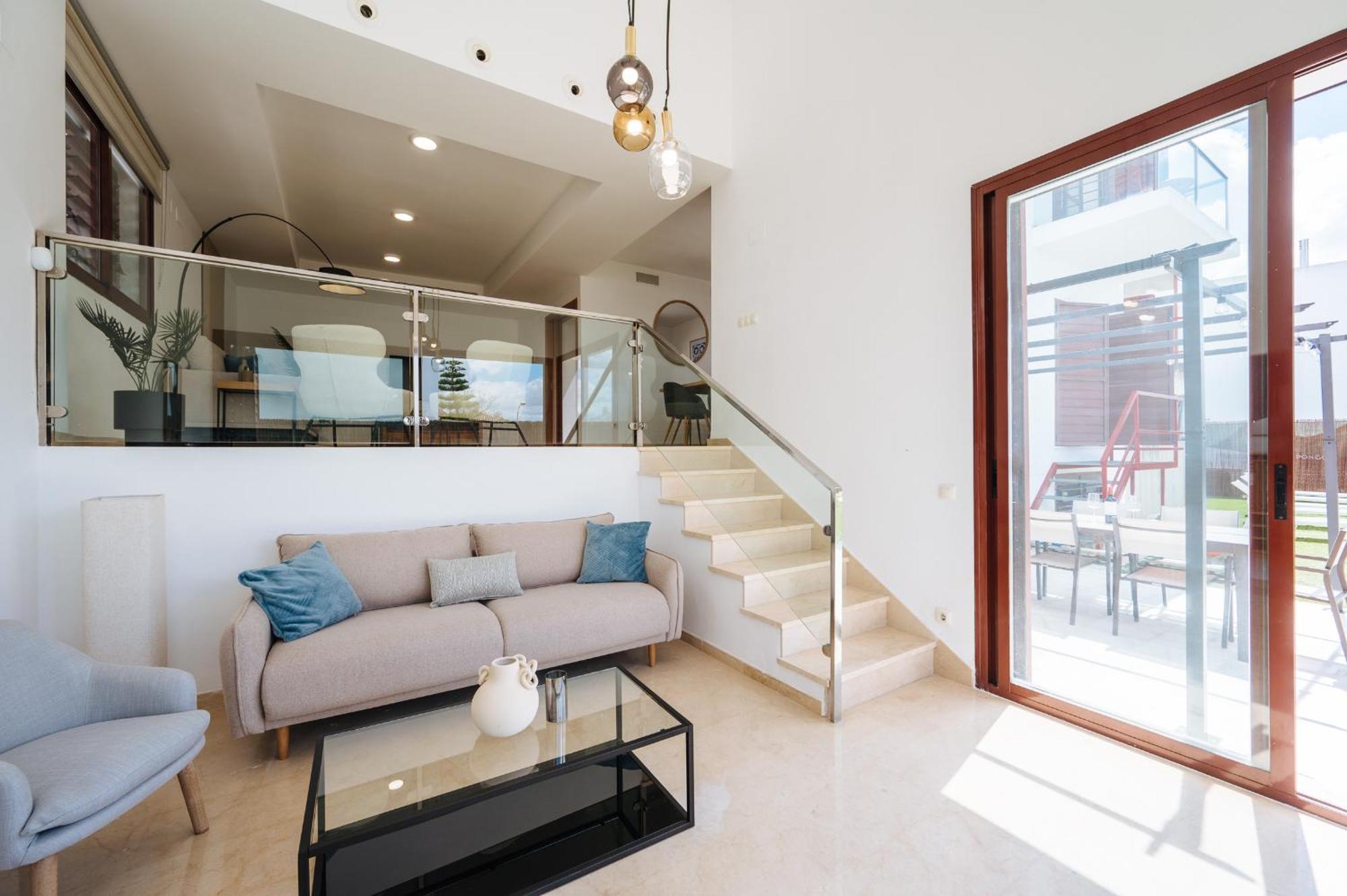 Luxury In Sevilla - Pool, Terrace & Gameroom